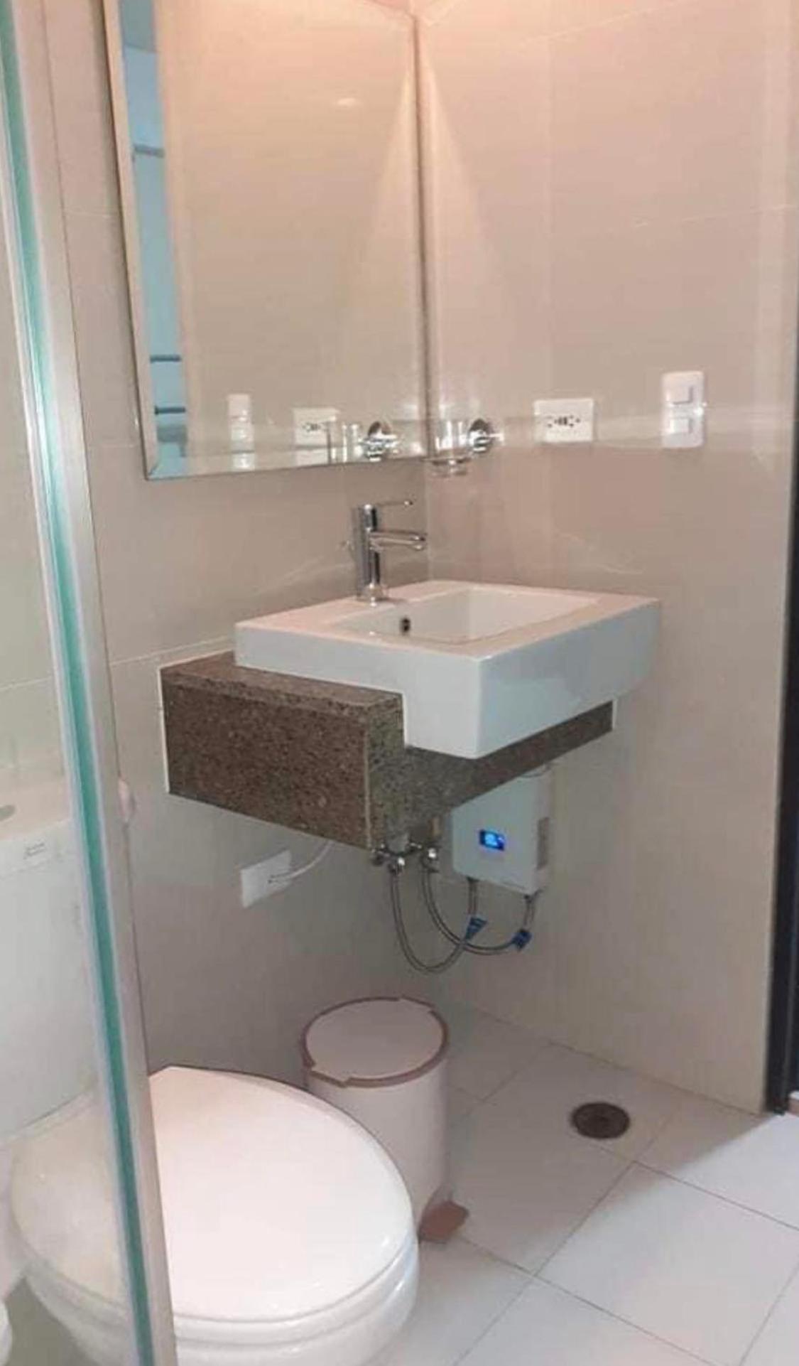 Mabuchi studio condo unit view 3