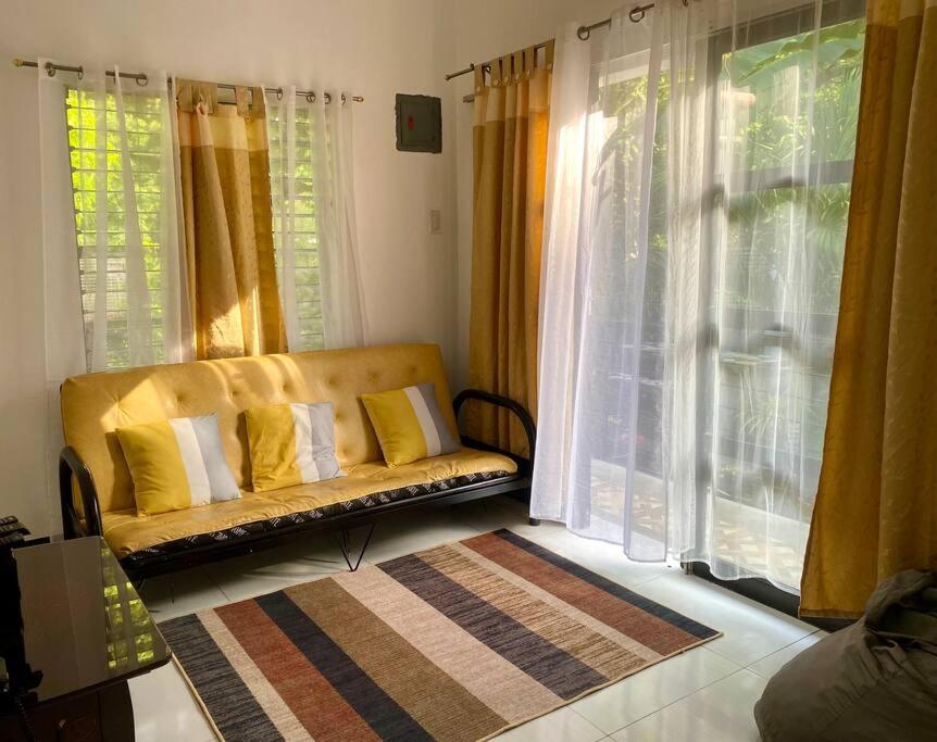 Andrei Holiday House