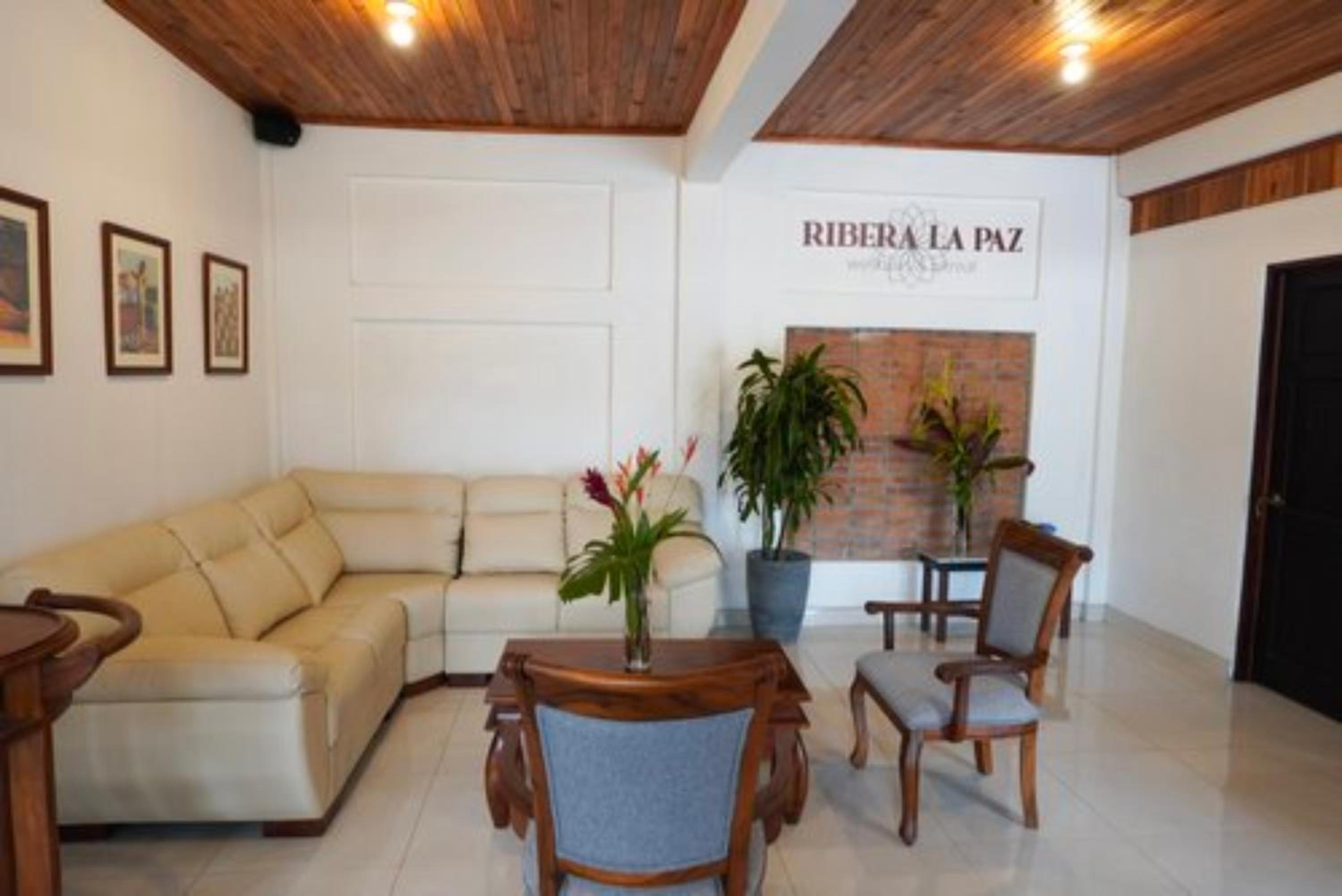 Hotel Ribera La Paz
