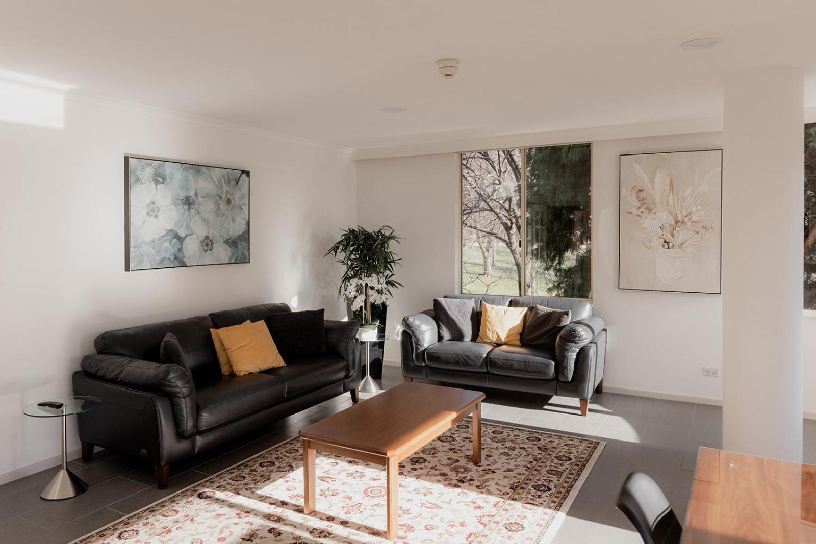Park views in the heart of Salamanca Place