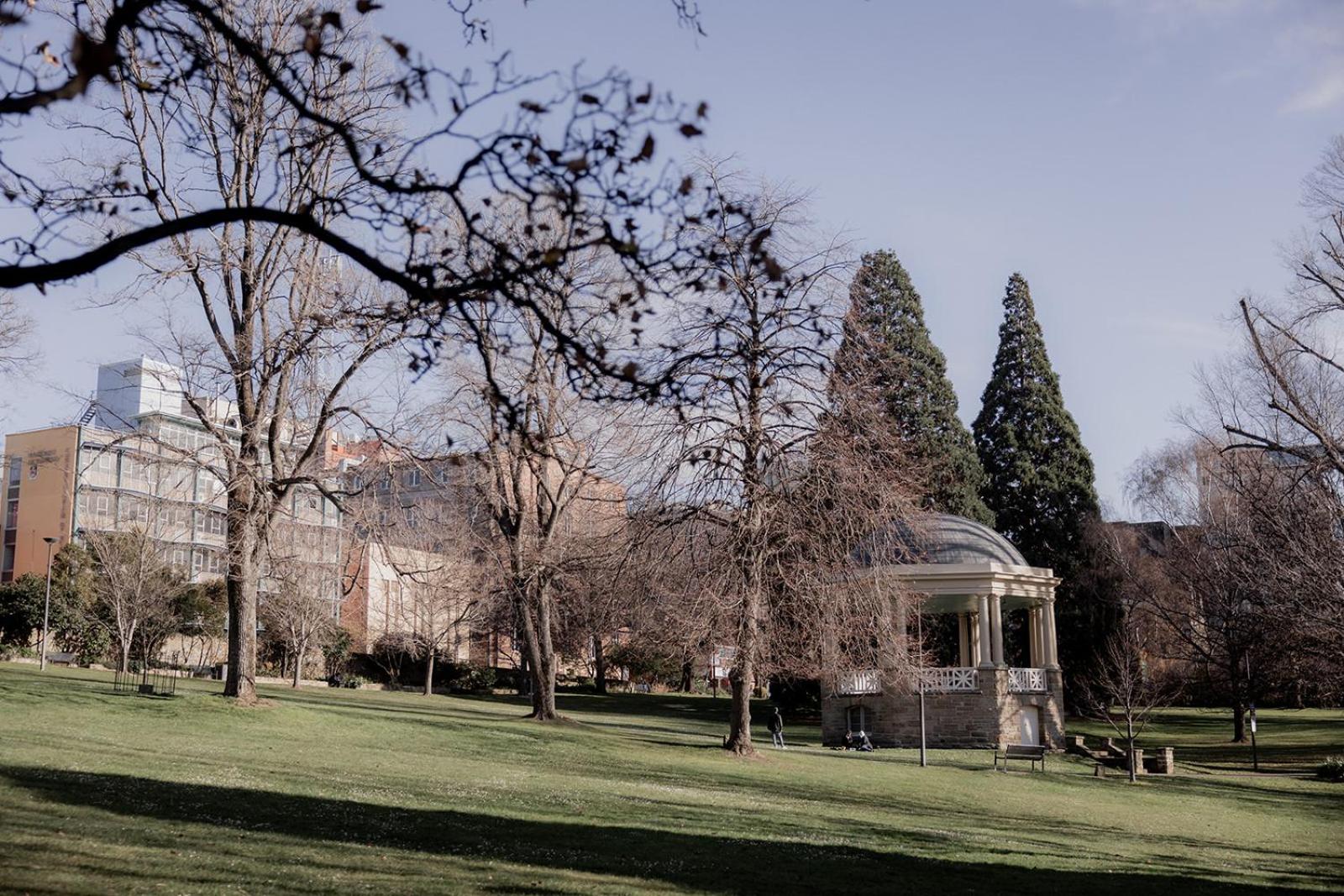 Park views in the heart of Salamanca Place