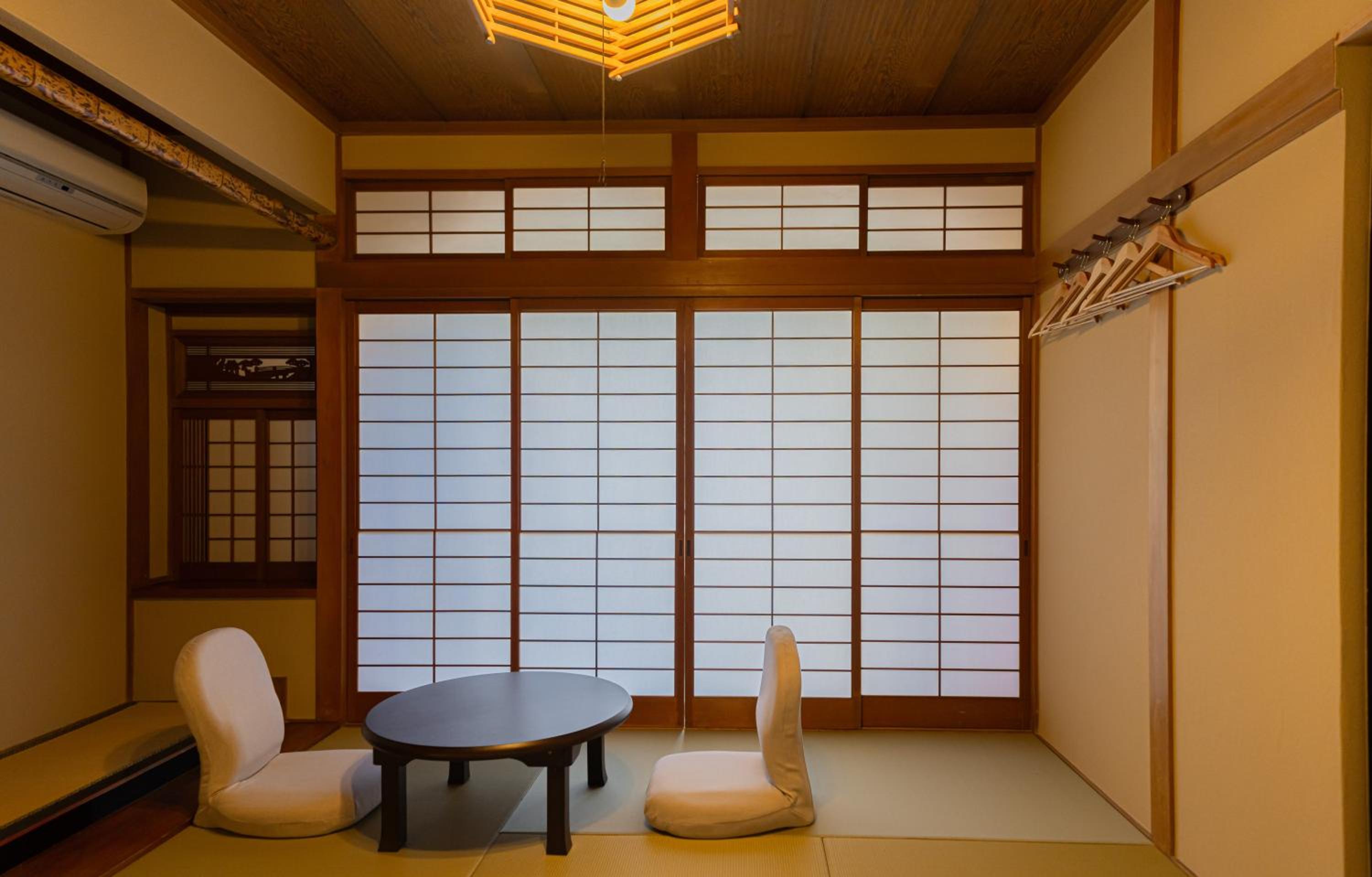 RELAX Condo Namba Daikokucho