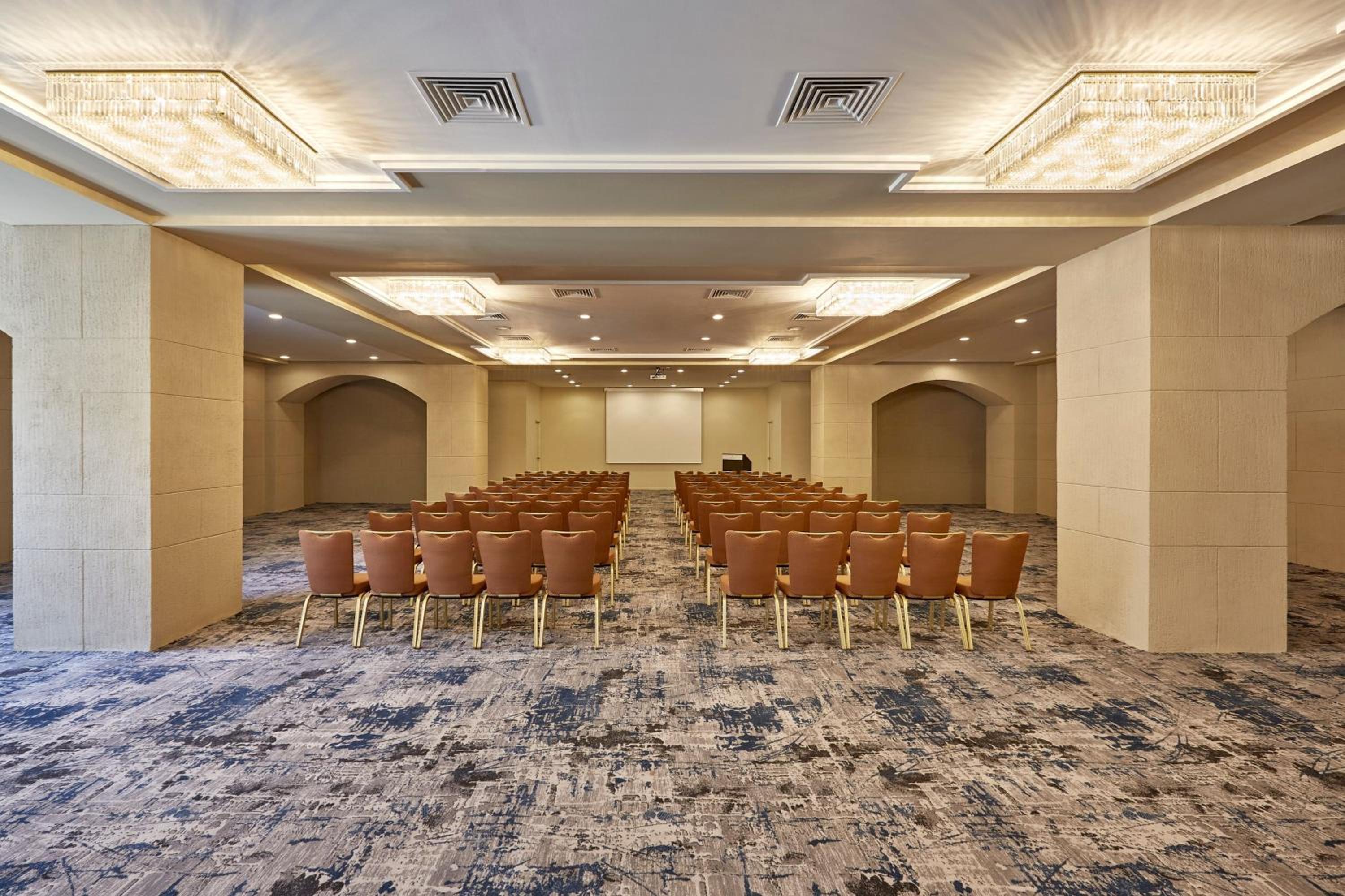 meeting & event spaces