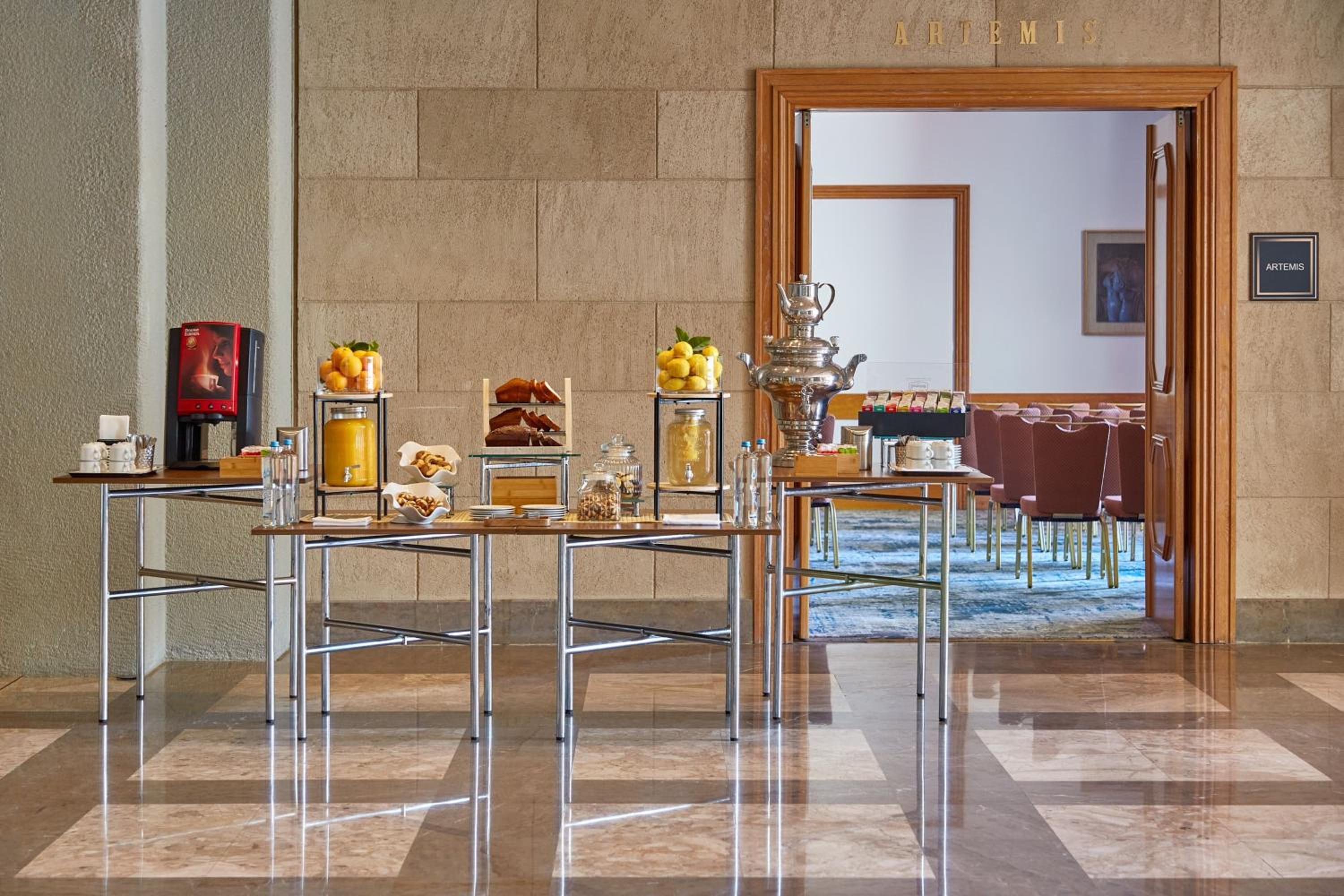 meeting & event spaces