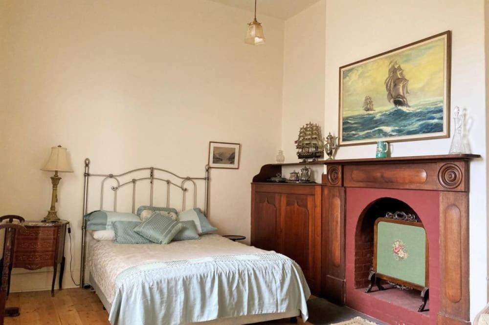 Halcyon 11 The Strand Port Elliot - WIFI - Pet Friendly - No Linen Included