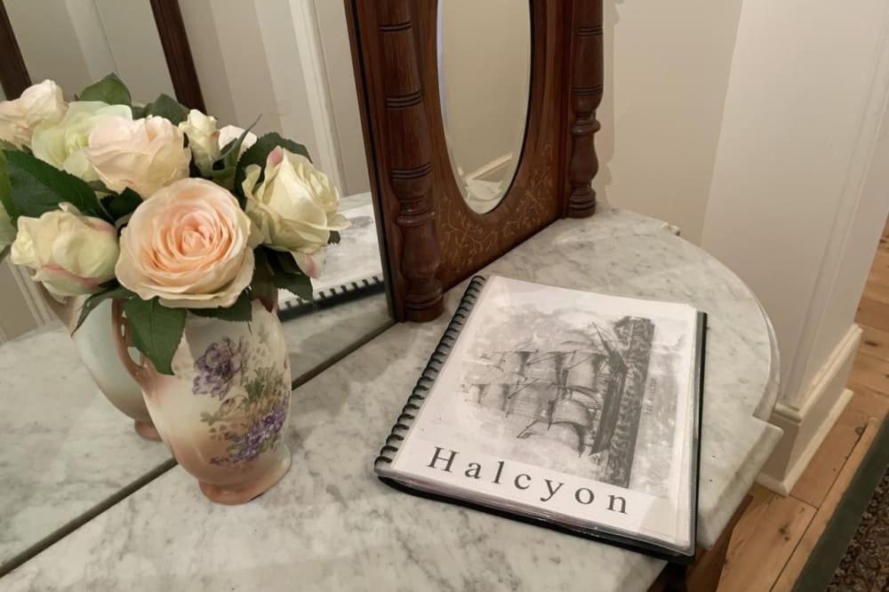 Halcyon 11 The Strand Port Elliot - WIFI - Pet Friendly - No Linen Included