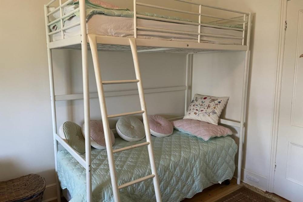 Halcyon 11 The Strand Port Elliot - WIFI - Pet Friendly - No Linen Included