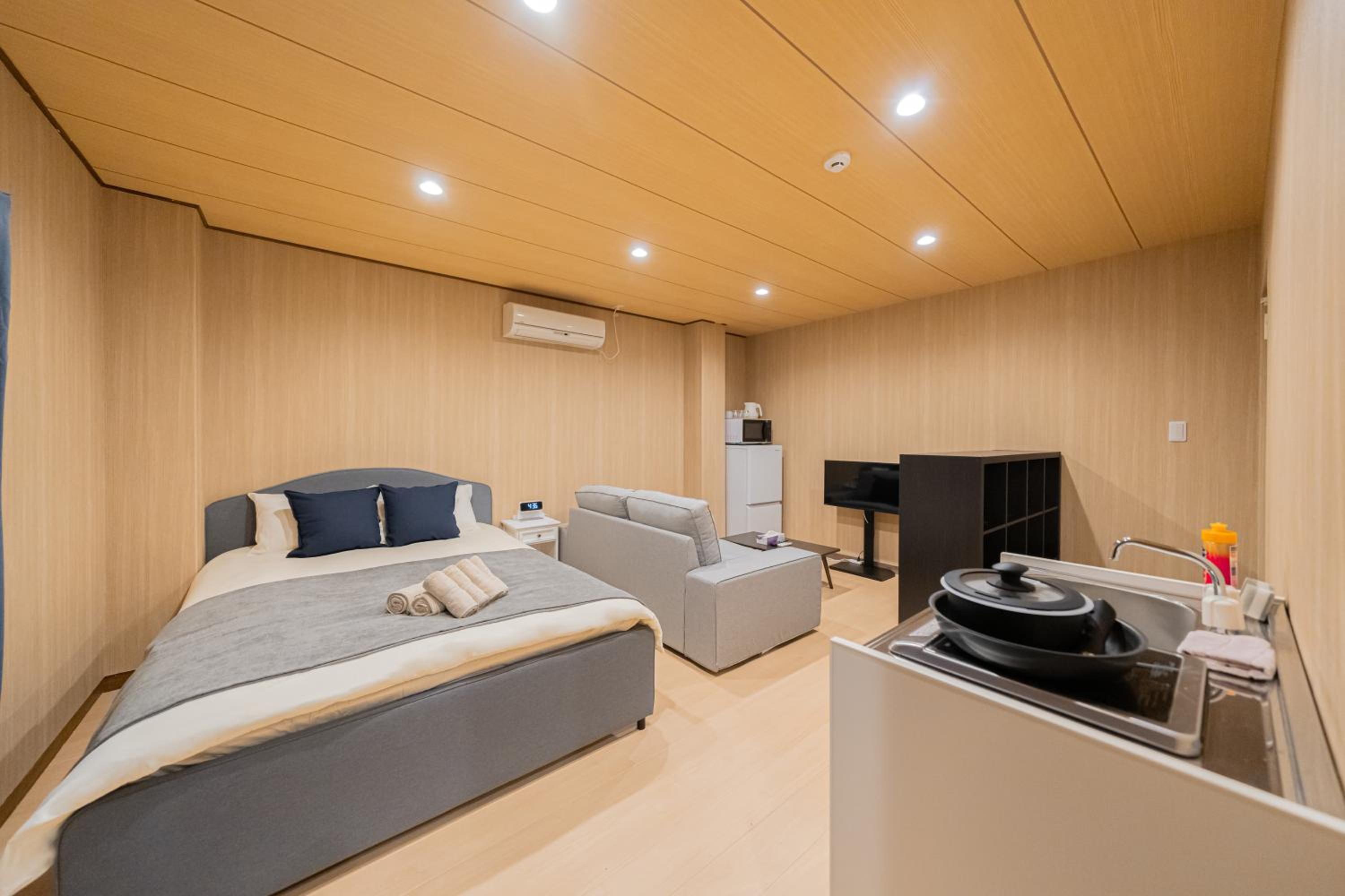 RELAX Condo Namba Daikokucho