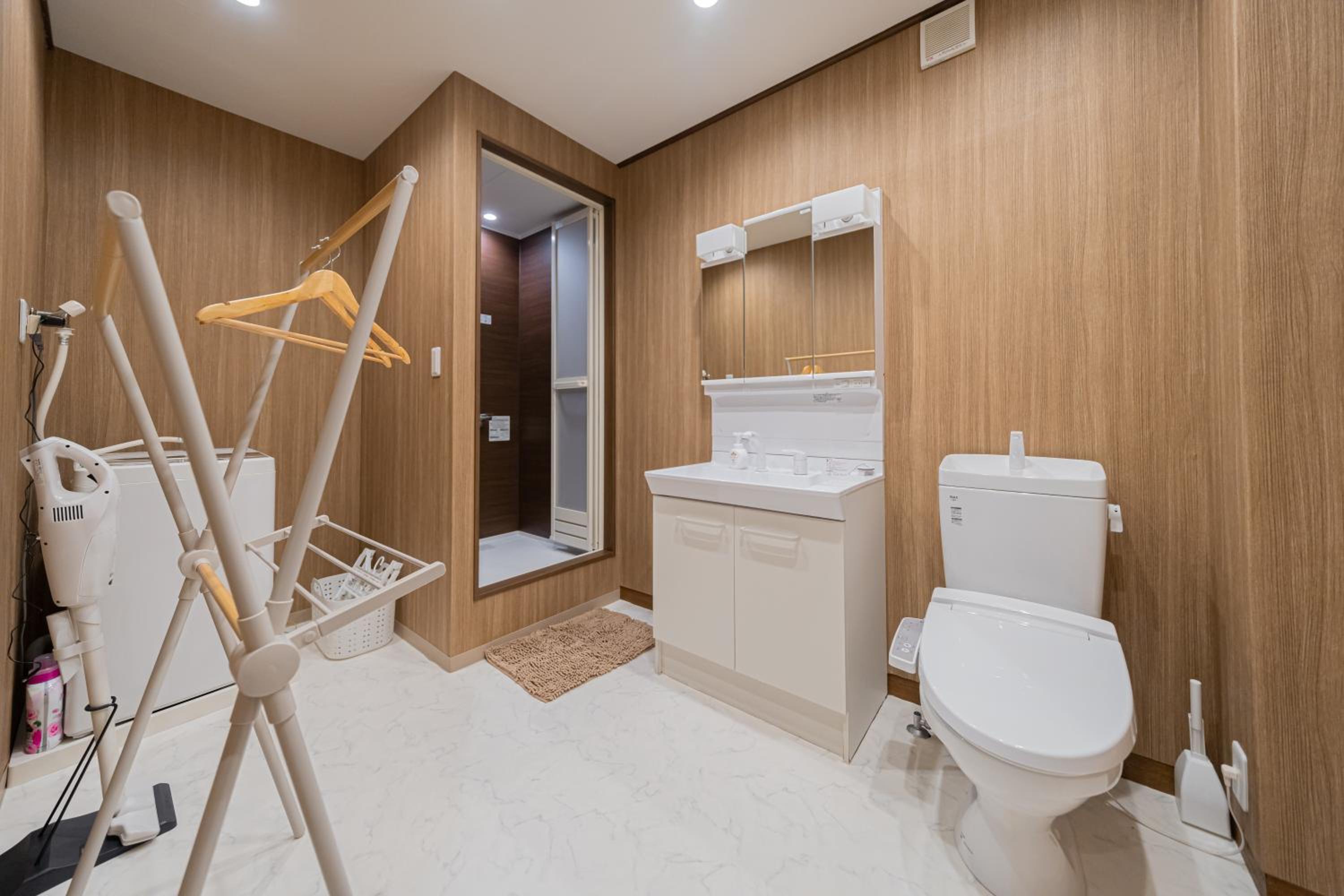 RELAX Condo Namba Daikokucho