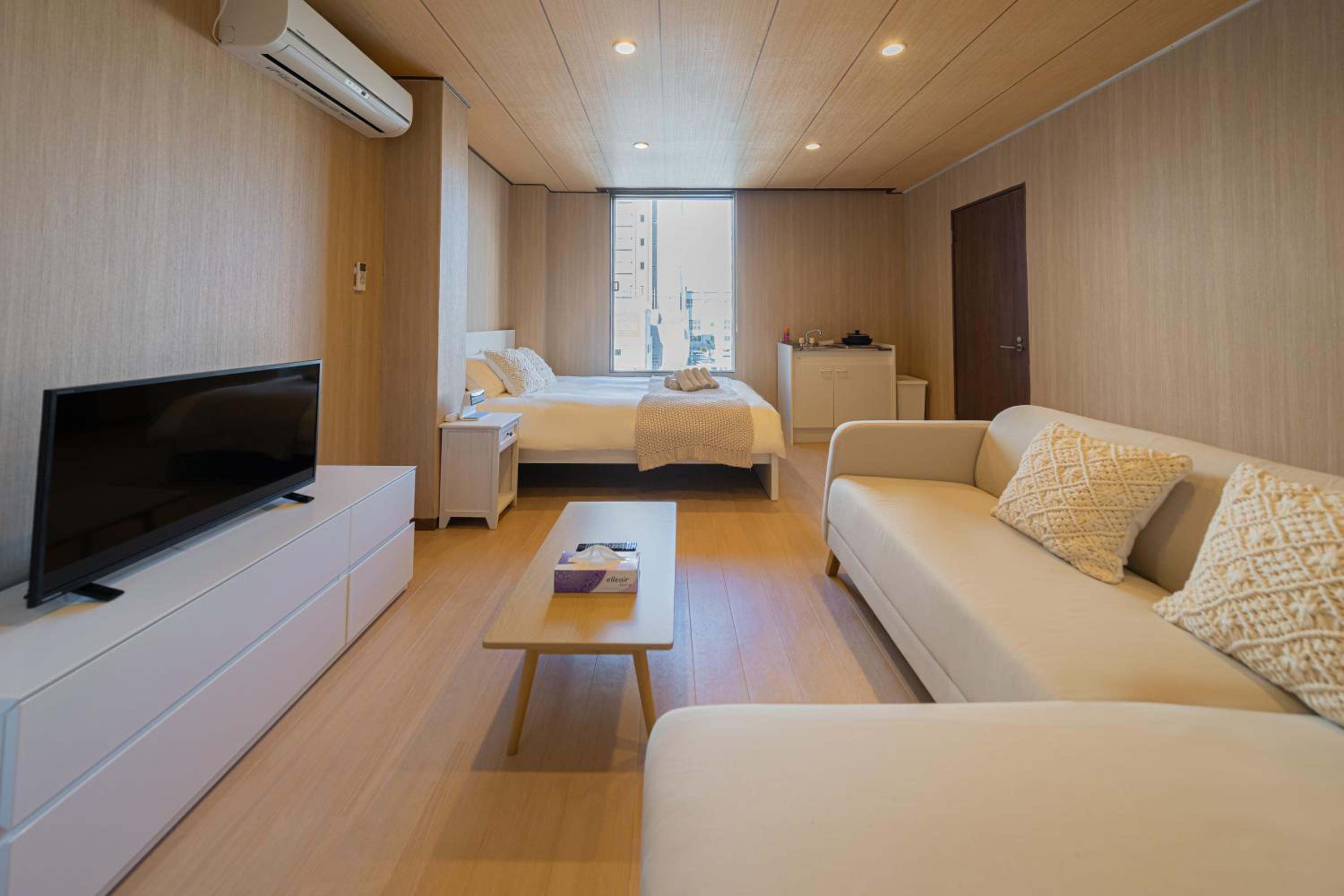 RELAX Condo Namba Daikokucho