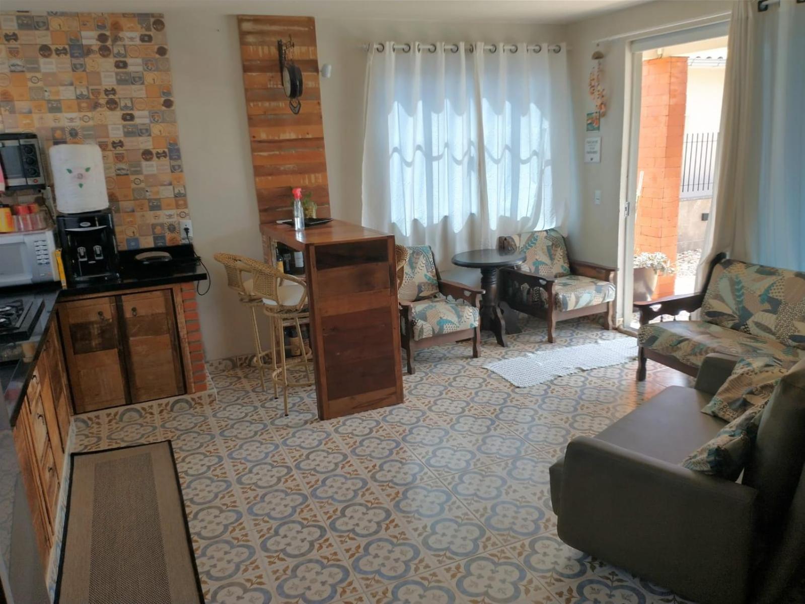 Casa Com Piscina na Pinheira