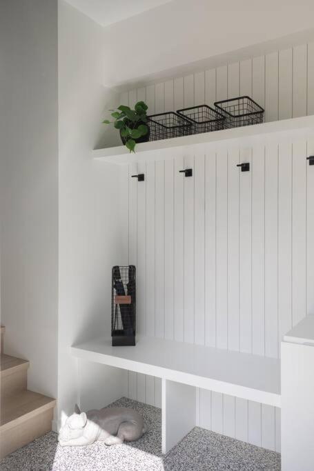 Casa Bramble Luxury 2Bed Suite near UofA Hospital