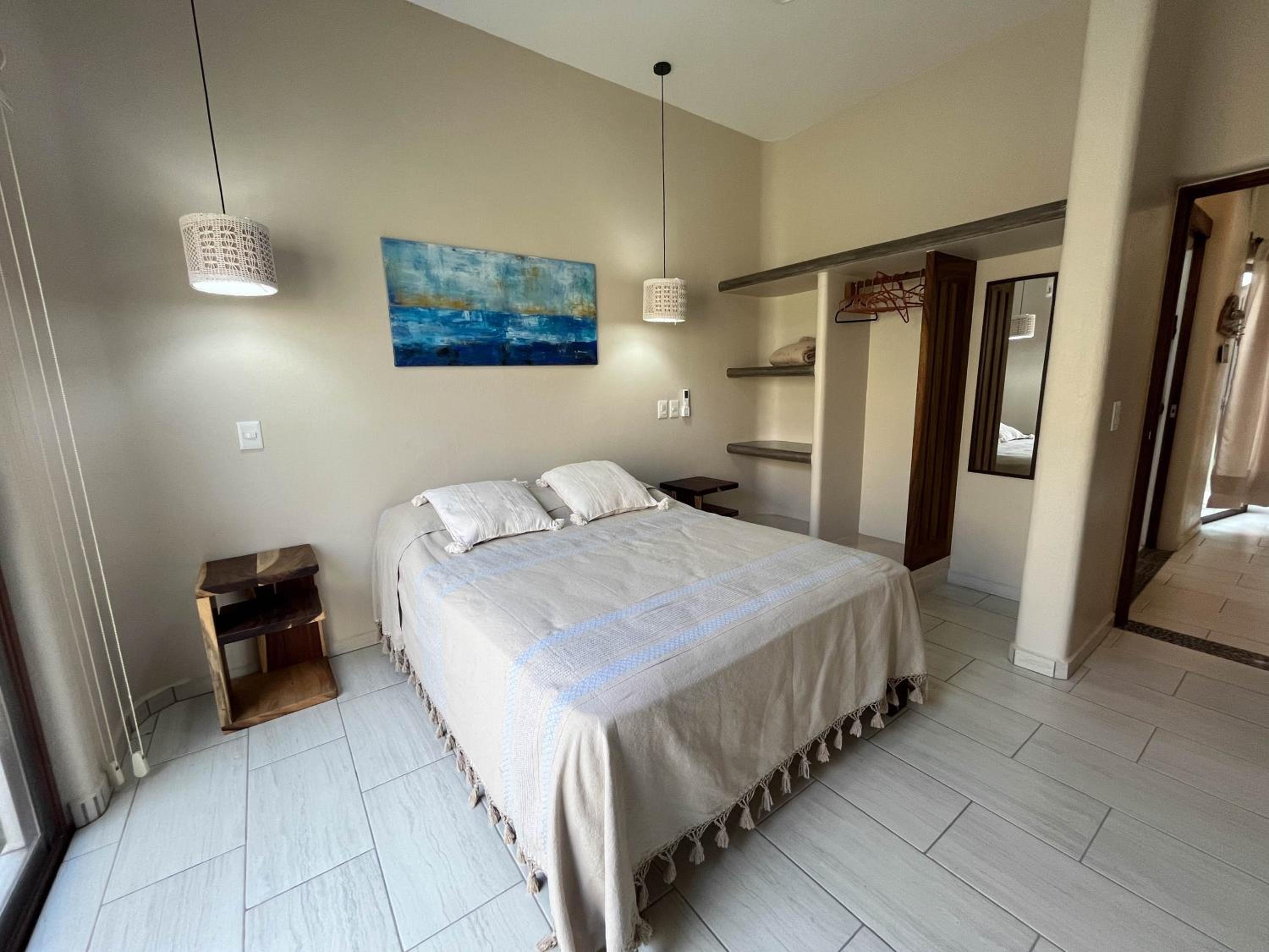 Los Gallos - Suite view 5