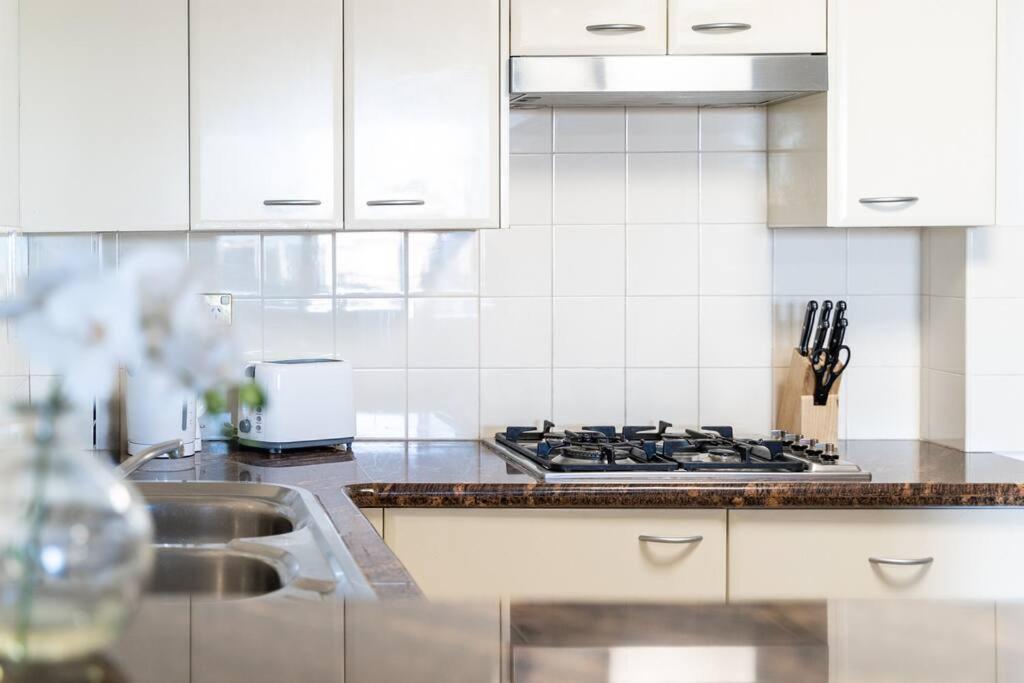91A Sydney Central Convenient 1Bedroom Apt with Free Parking