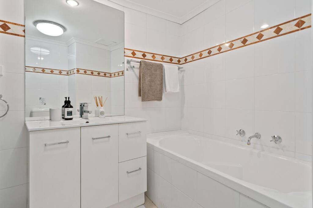 91A Sydney Central Convenient 1Bedroom Apt with Free Parking