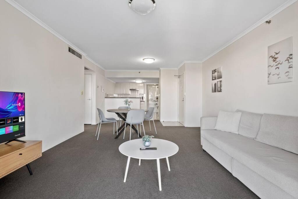 91A Sydney Central Convenient 1Bedroom Apt with Free Parking