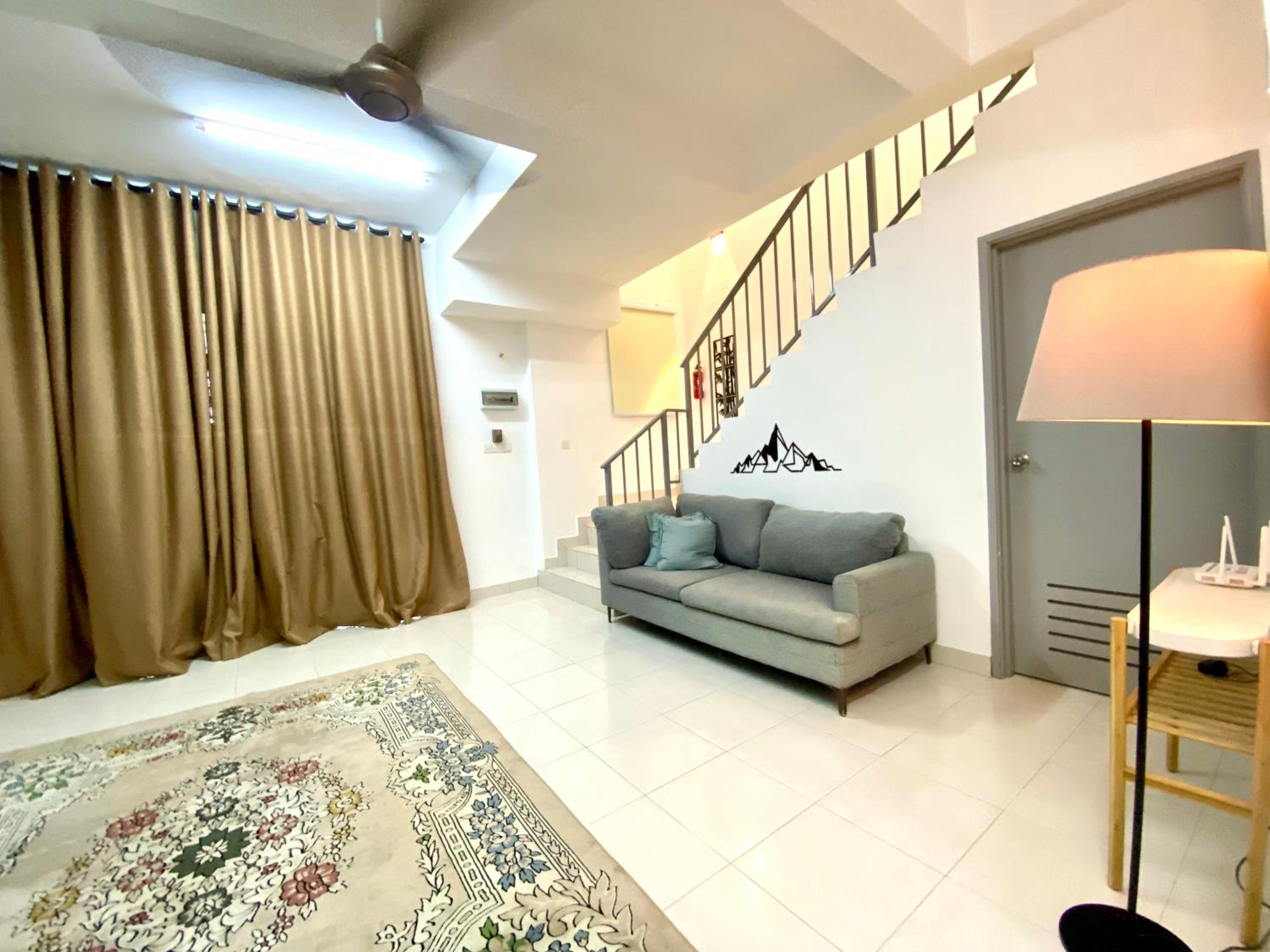 Alyn Home Kluang V Netflix