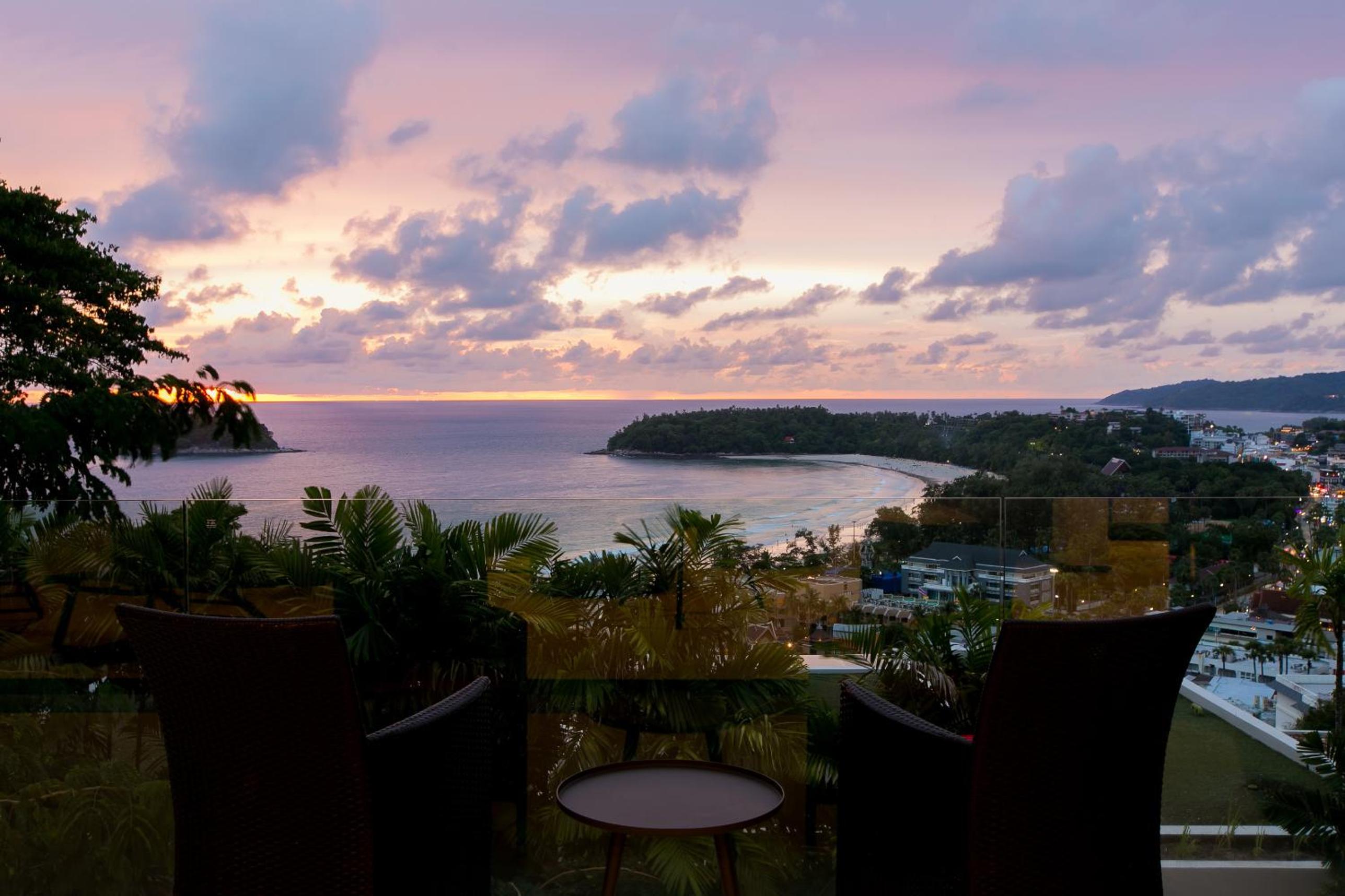 The Heights Penthouse A5 3Bedrooms Seaview near Kata Beach