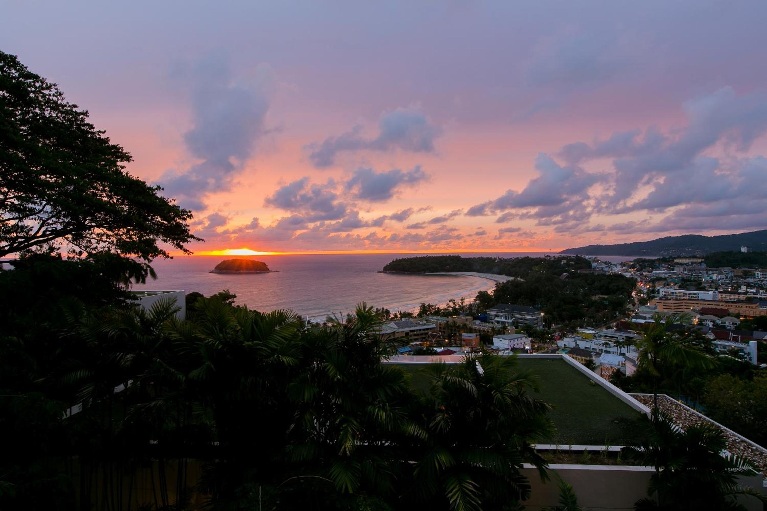 The Heights Penthouse A5 3Bedrooms Seaview near Kata Beach
