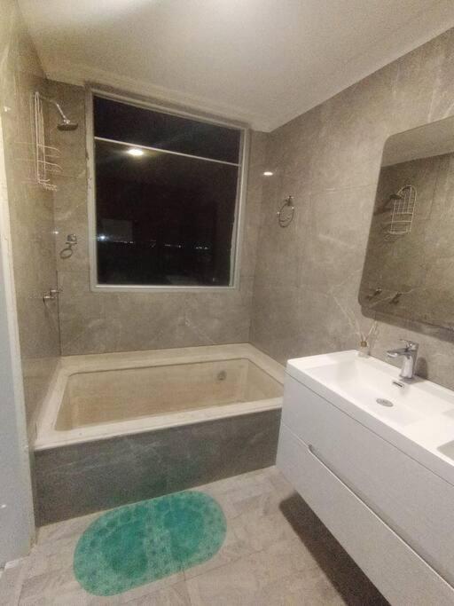 Penthouse Con Vista Al Mar