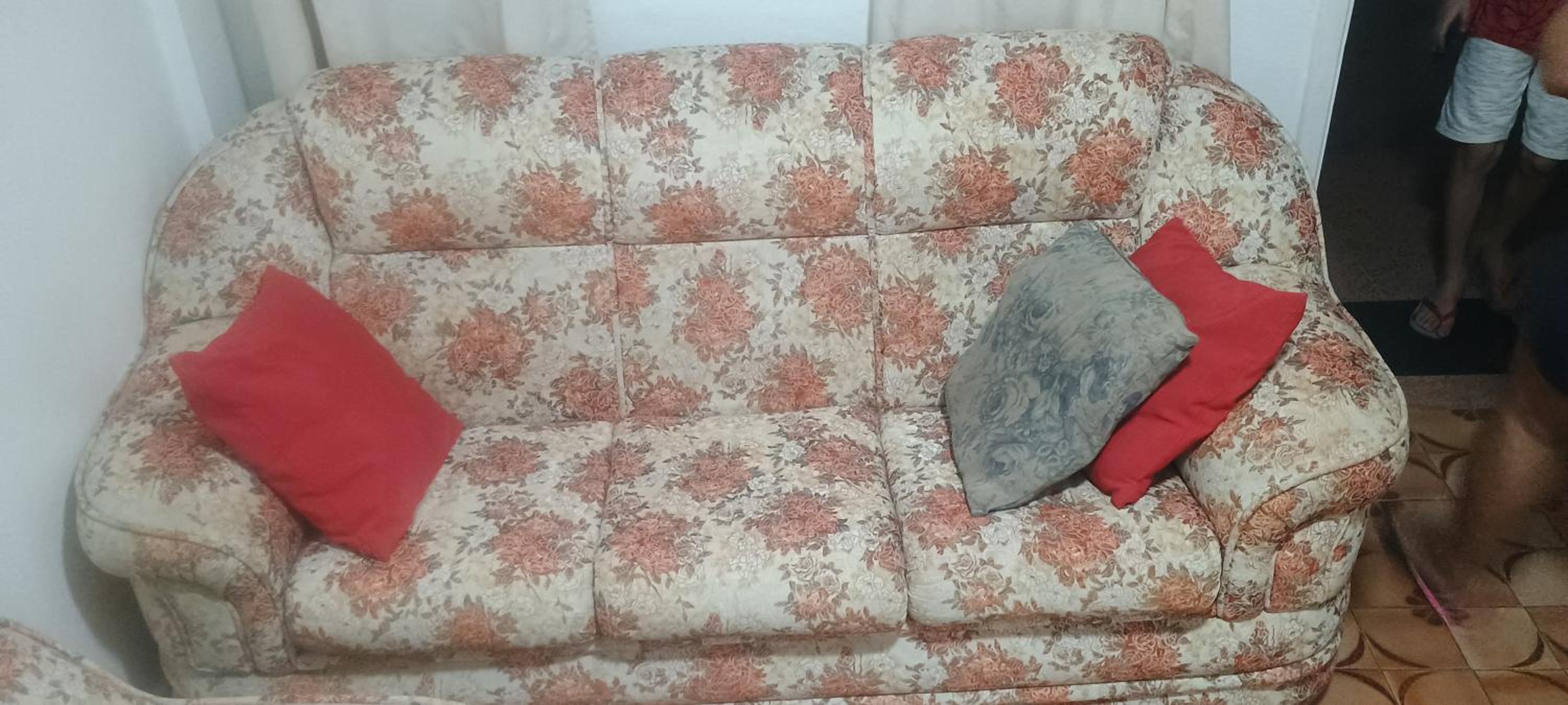 Prédio Frente Para o Mar Pé na Areia Lado Mercado Extra
