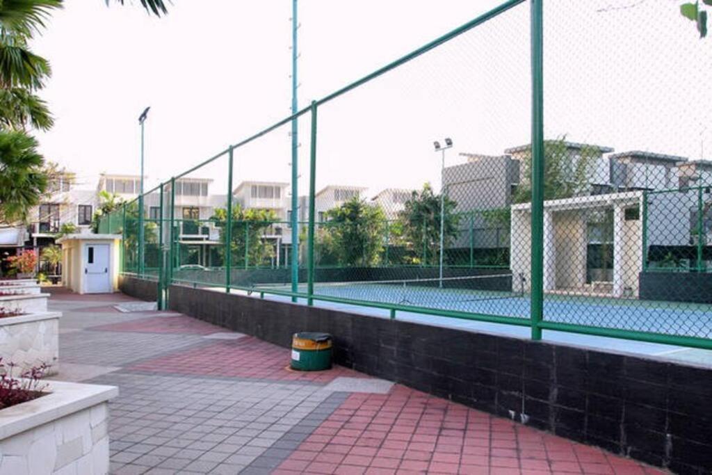 40 percent OFF 1BR City View Apartment in SUPERB Central Location view 3