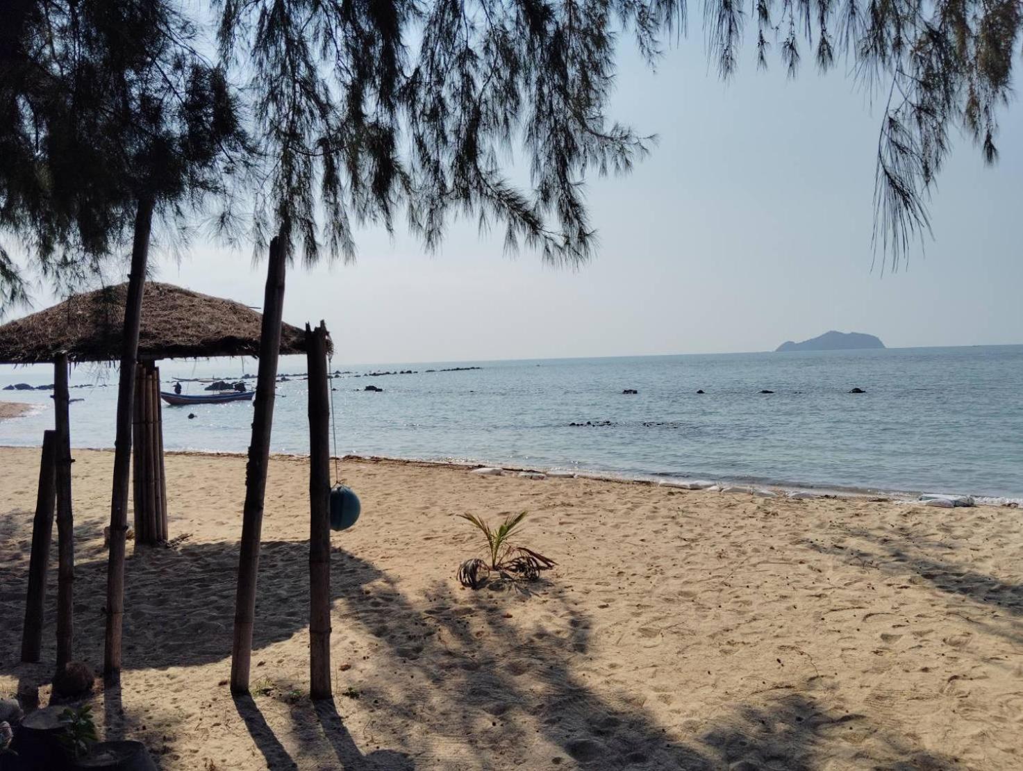 Koh Phaluai beach cottage view 4