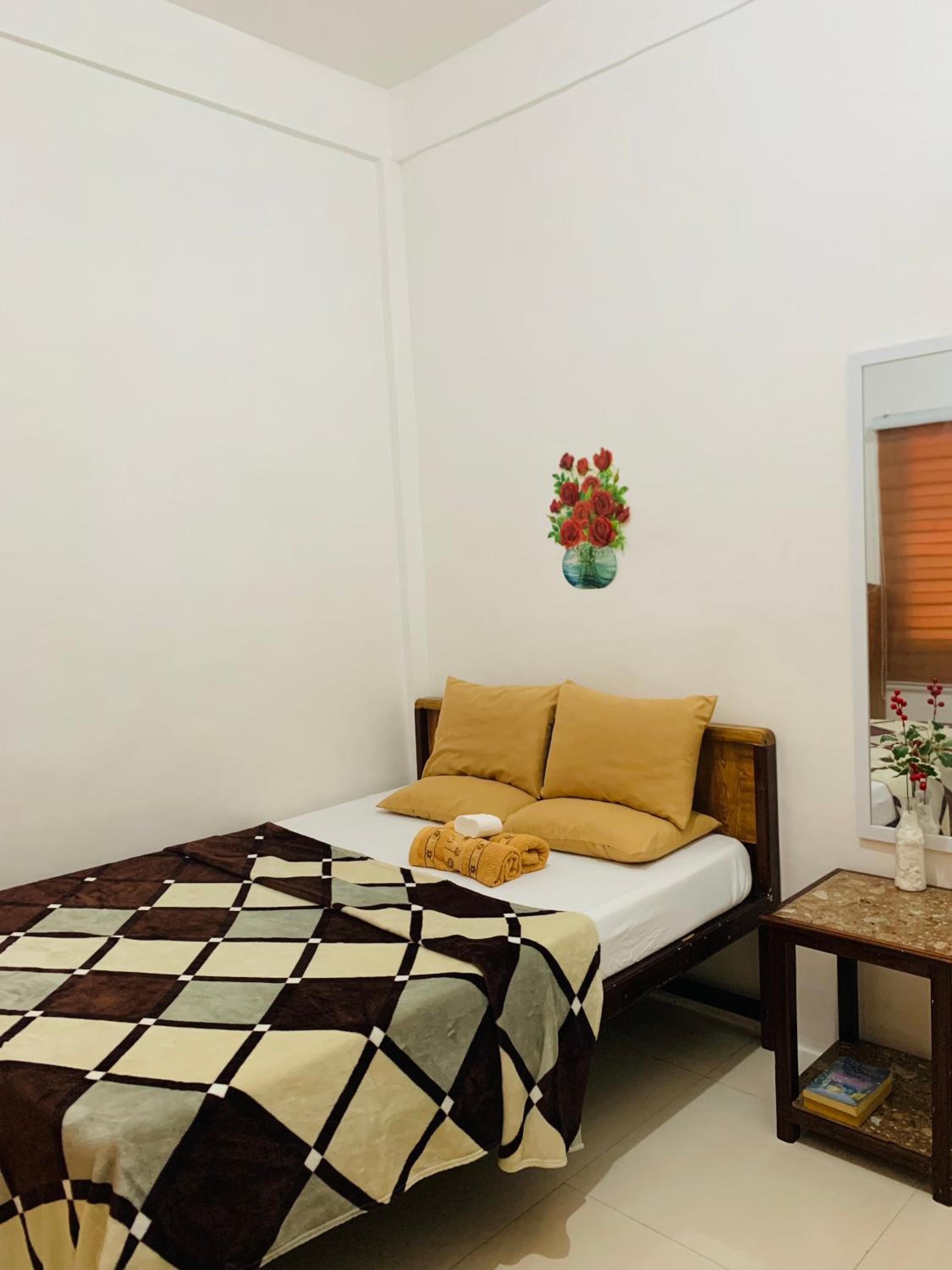 Queen's Room Rental 1 view 2