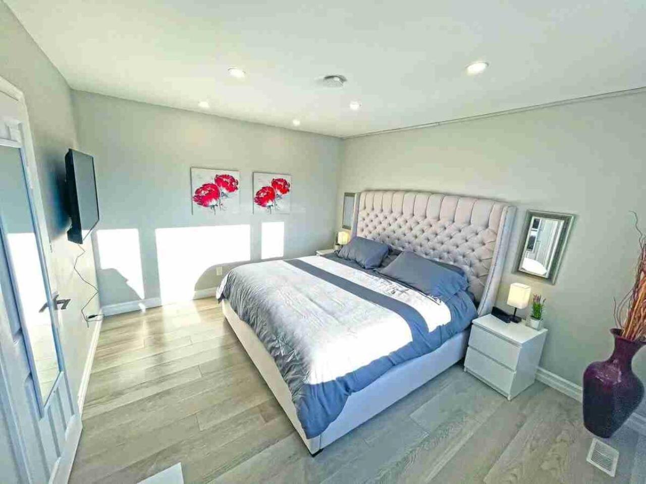 Hamilton Oasis - Luxe Beds - BBQ Haven - Pool