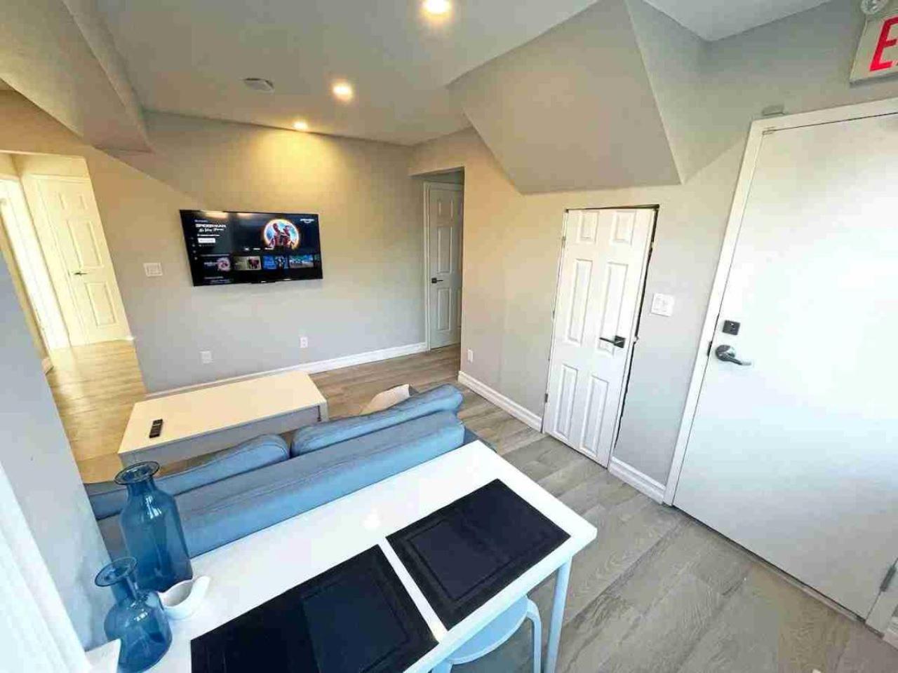 Hamilton Oasis - Luxe Beds - BBQ Haven - Pool