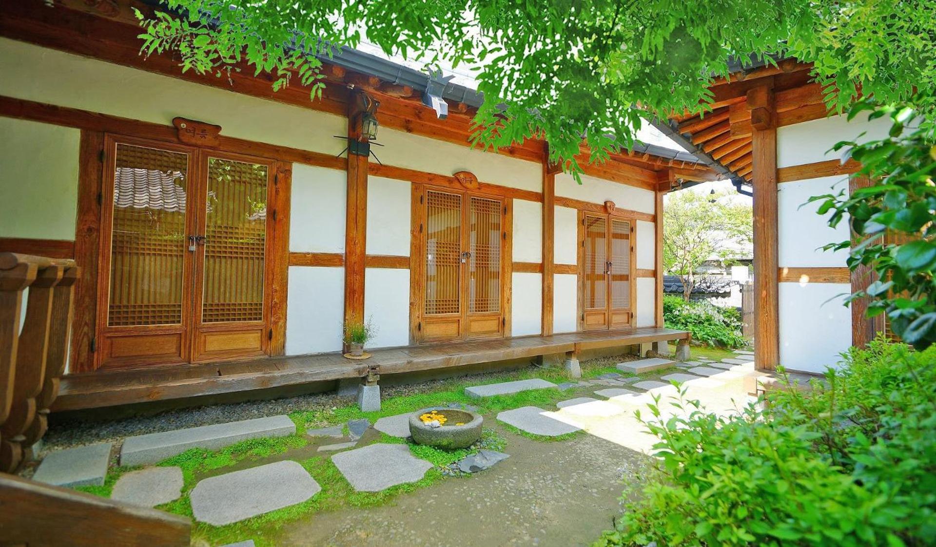 Sarangroo