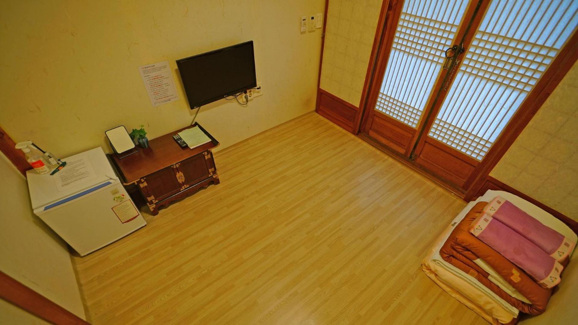 Sarangroo