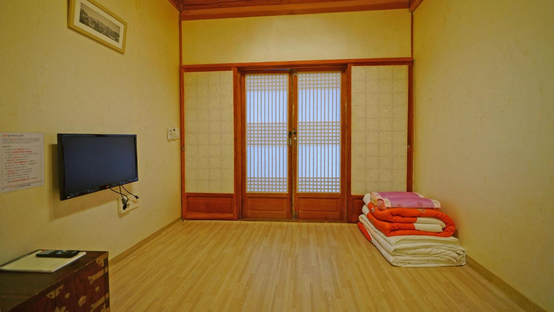 Sarangroo
