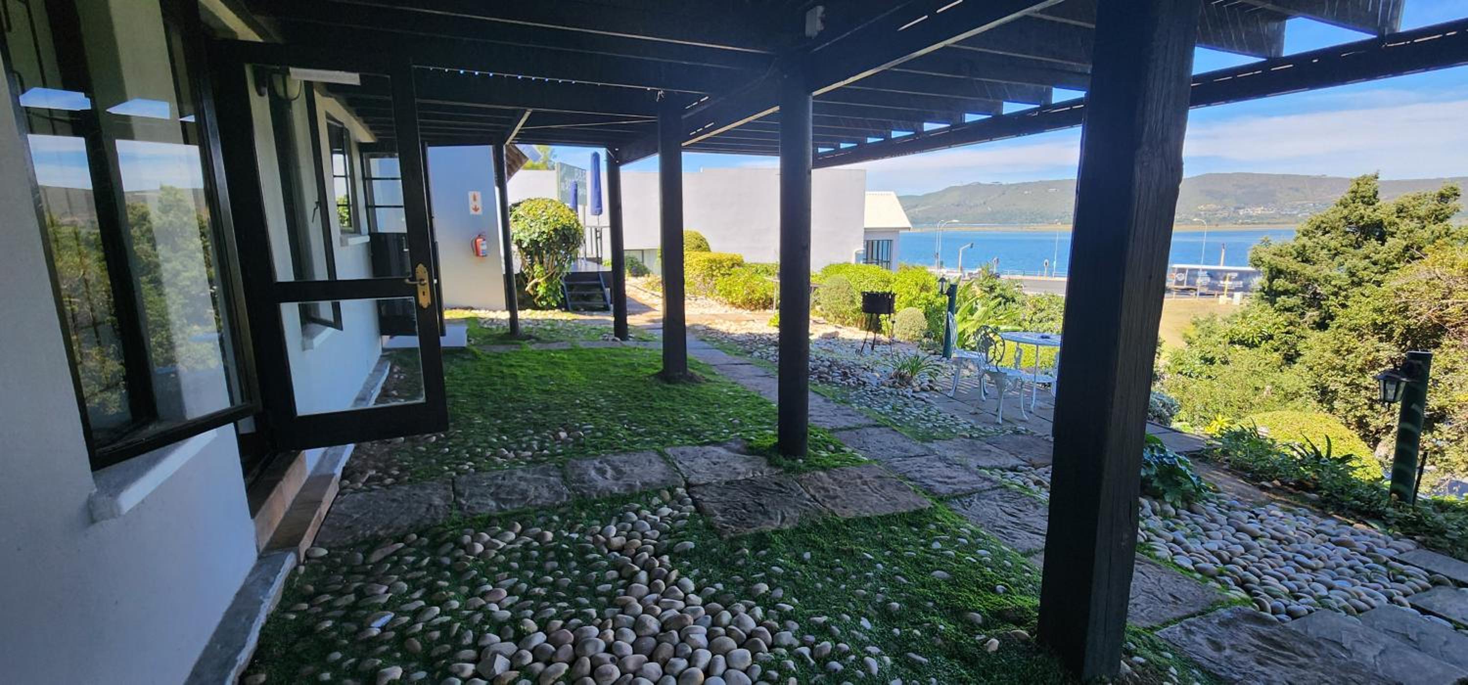 Lagoon Lodge