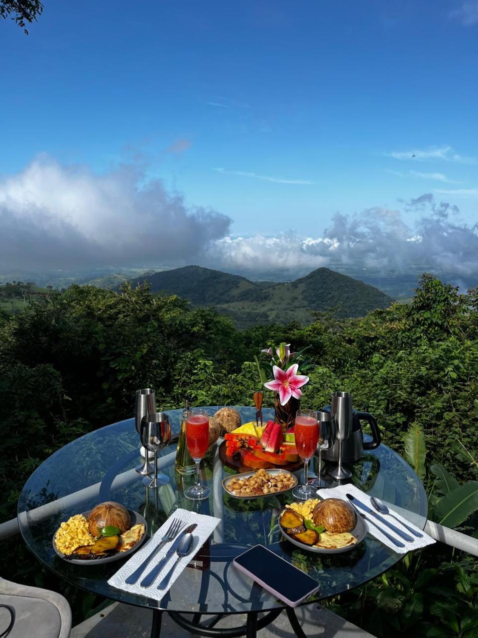 Domos Mirador Romantic Private Honeymoon Glamping
