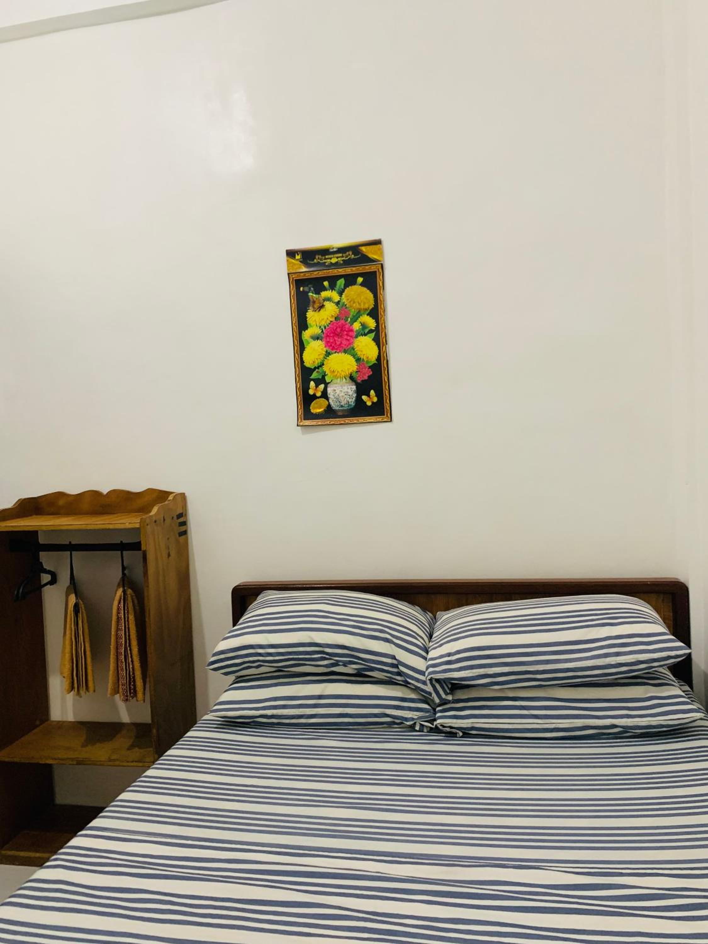 Queen's Room Rental 2 view 5
