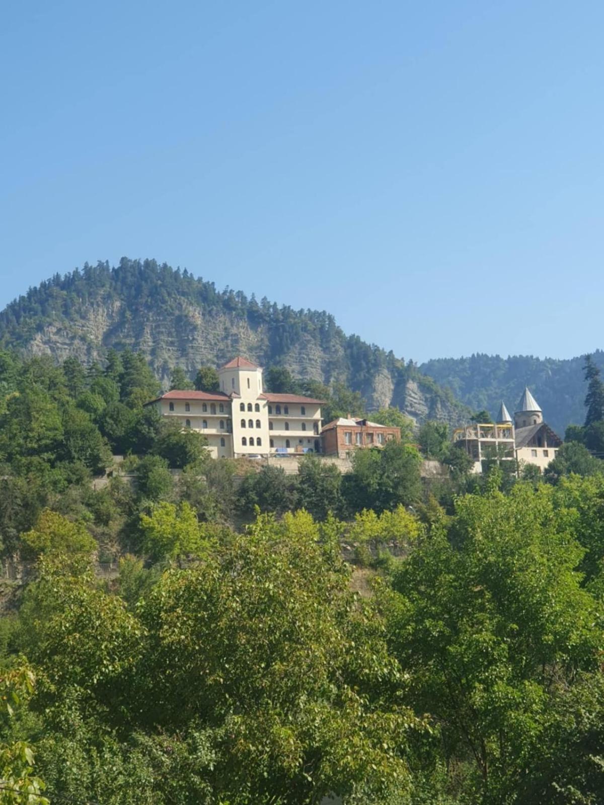 Guest House Riverside
