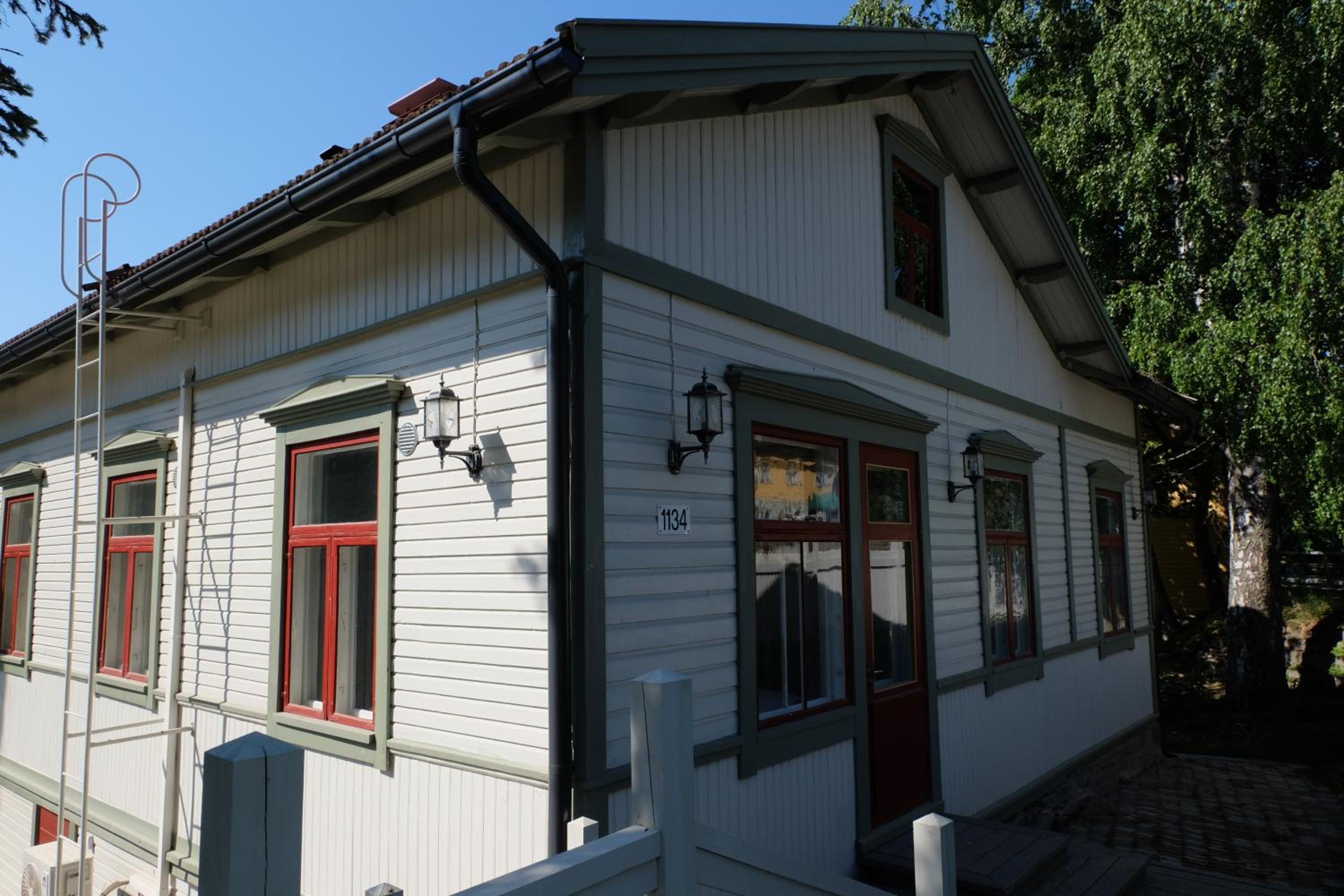 Omakotitalo, Kangasala, Ponsin talo
