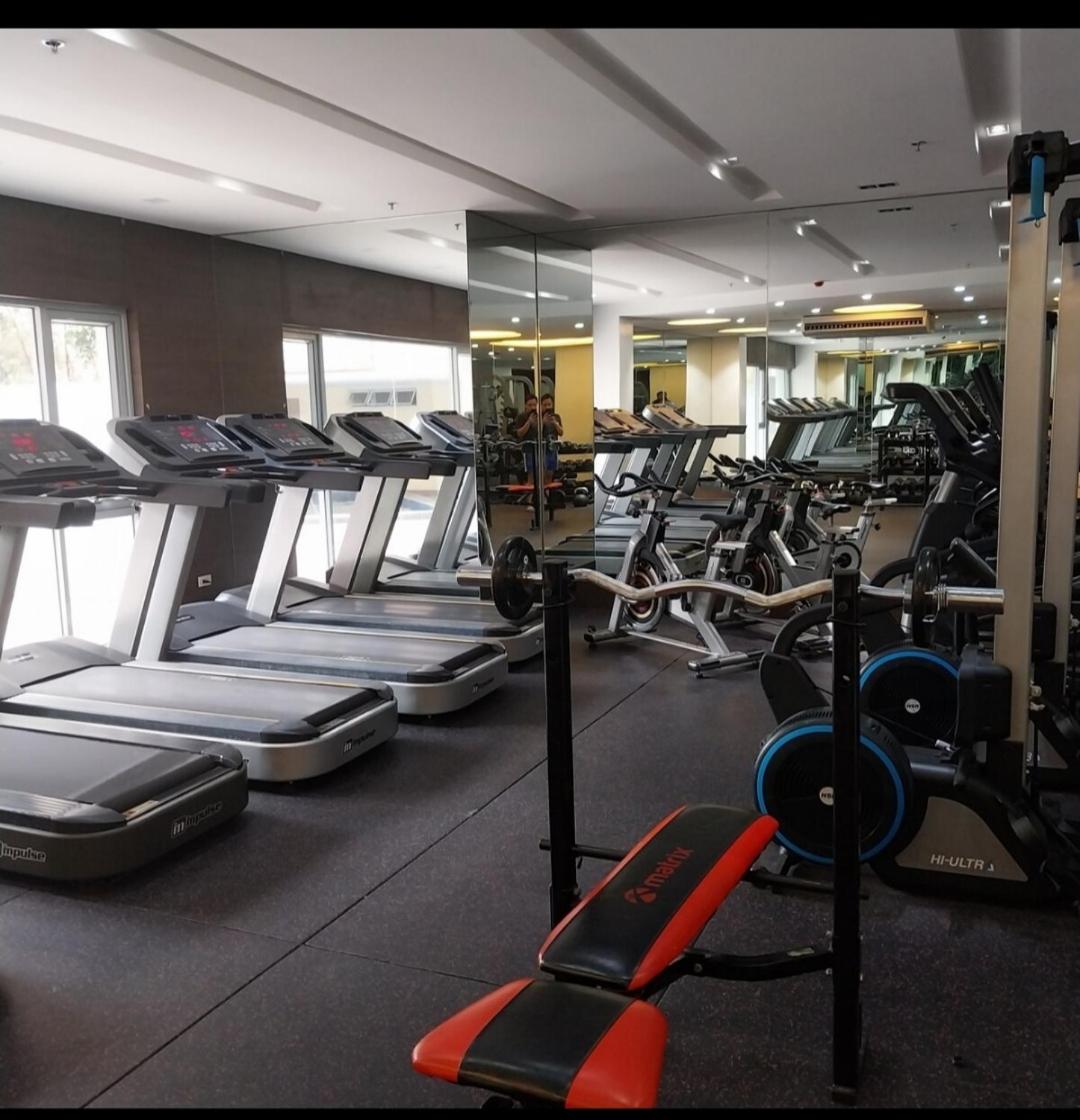Milia Condo w/ Free use of Swimming pool & Gym view 5