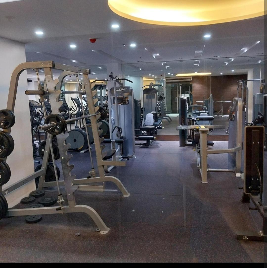 Milia Condo w/ Free use of Swimming pool & Gym view 4