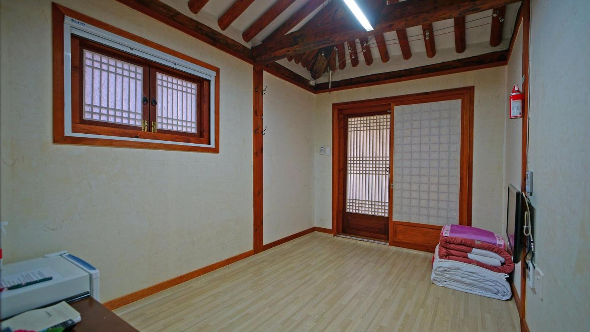 Sarangroo