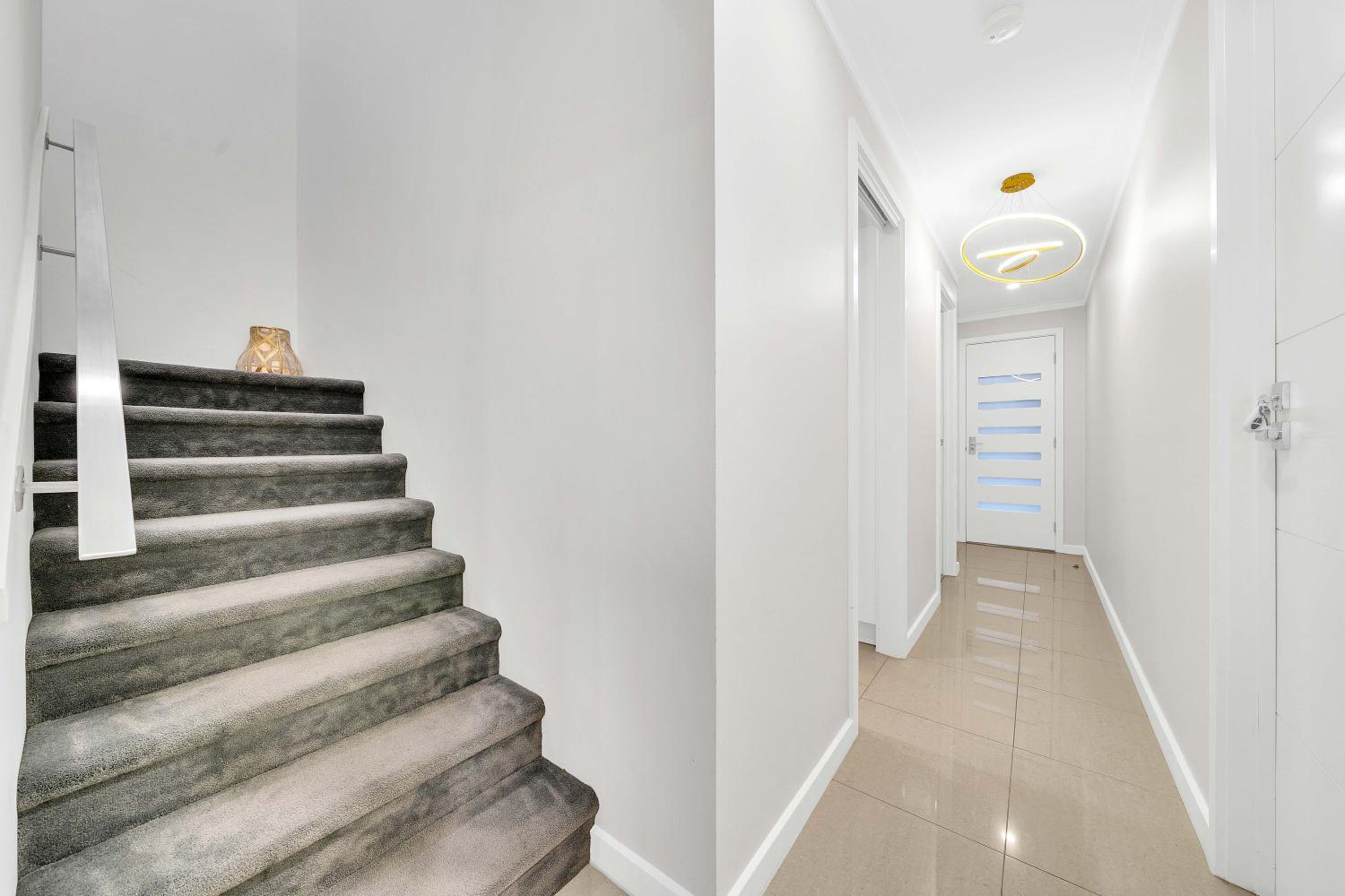 Luxury on City Fringe in Klemzig By Elegant Stays
