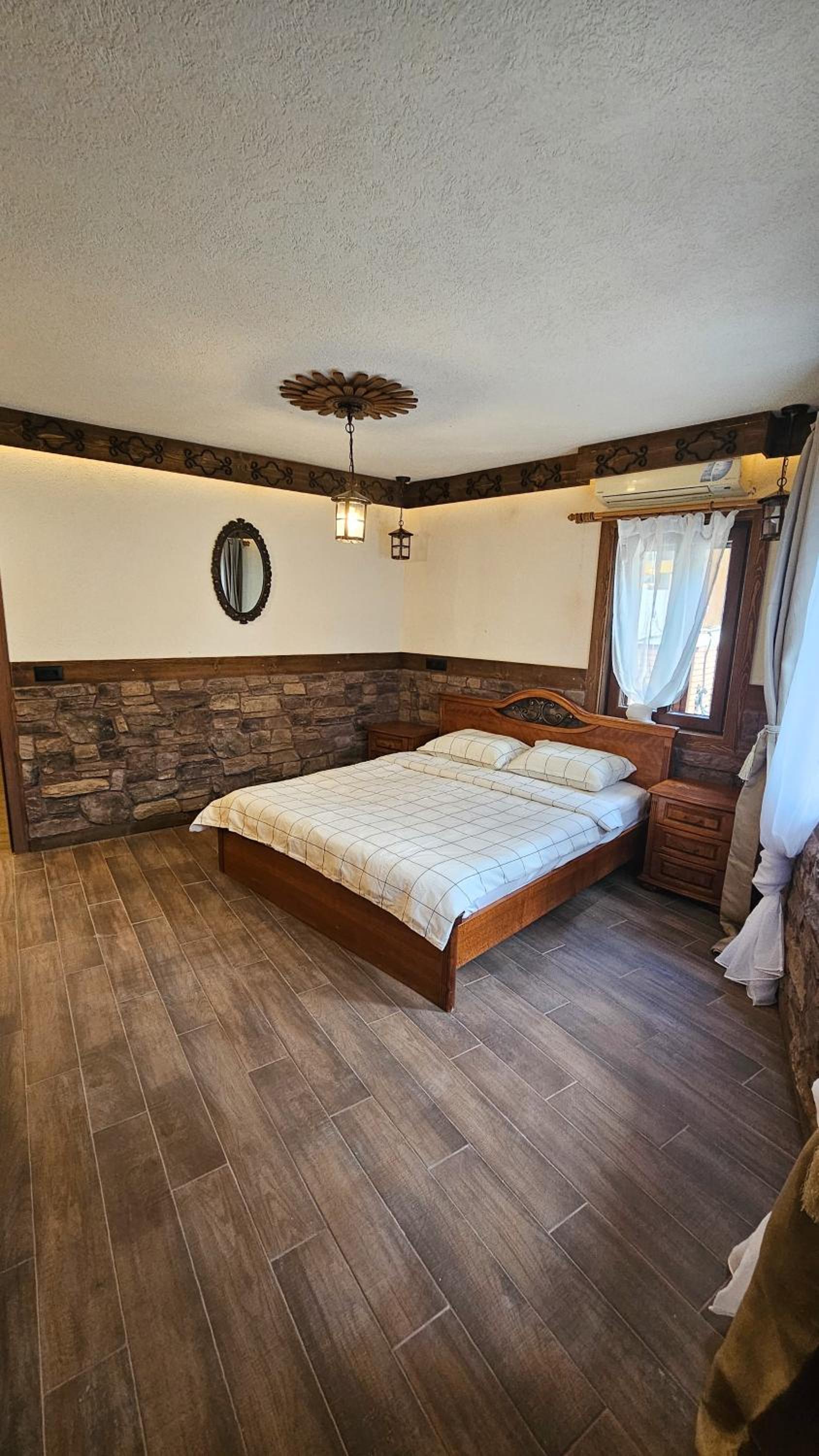 Nea Mesemvria Boutique