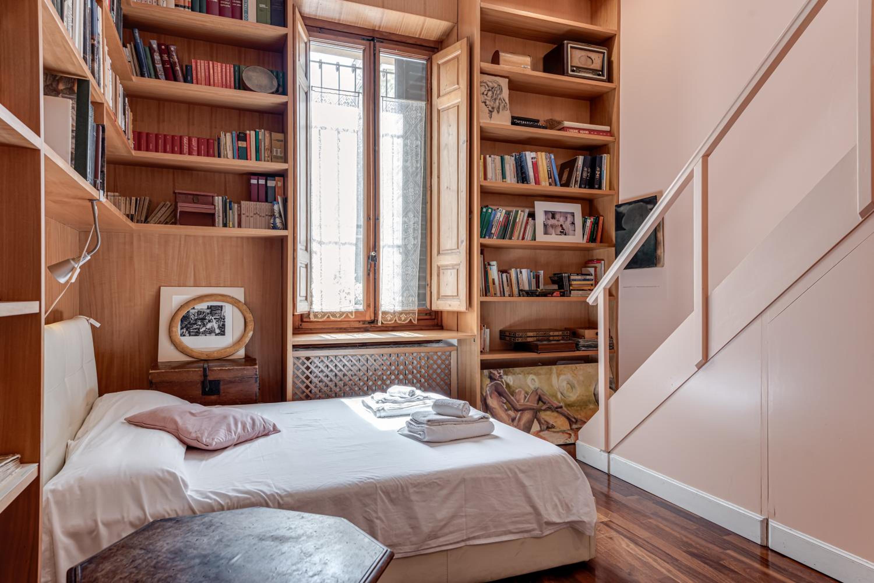 Room in the center of Florence
