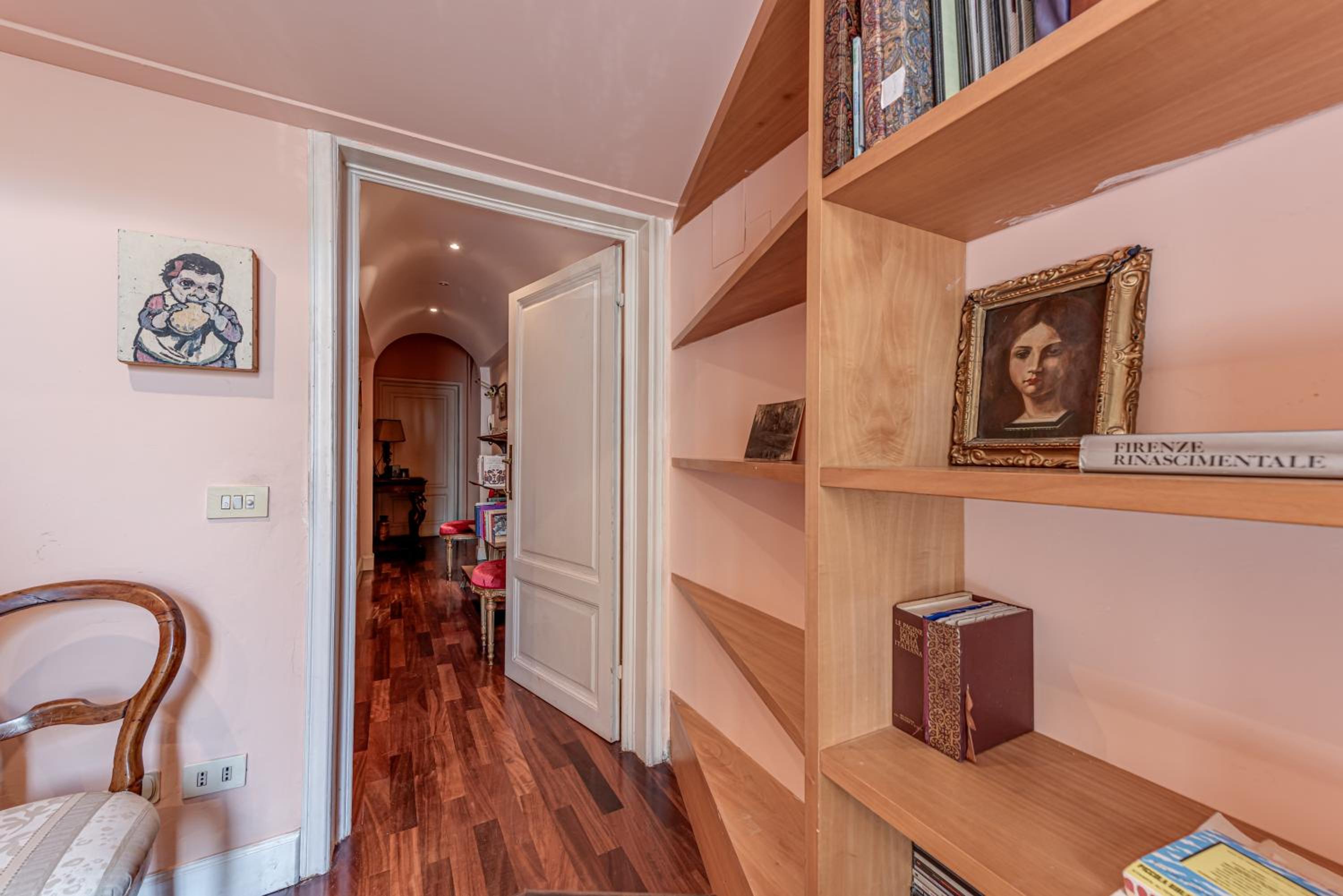 Room in the center of Florence