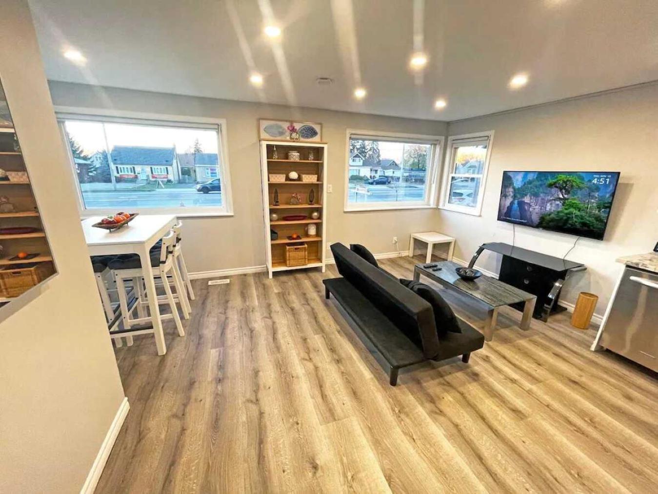 Hamilton Haven - Smart Tech and BBQ Oasis - Pool