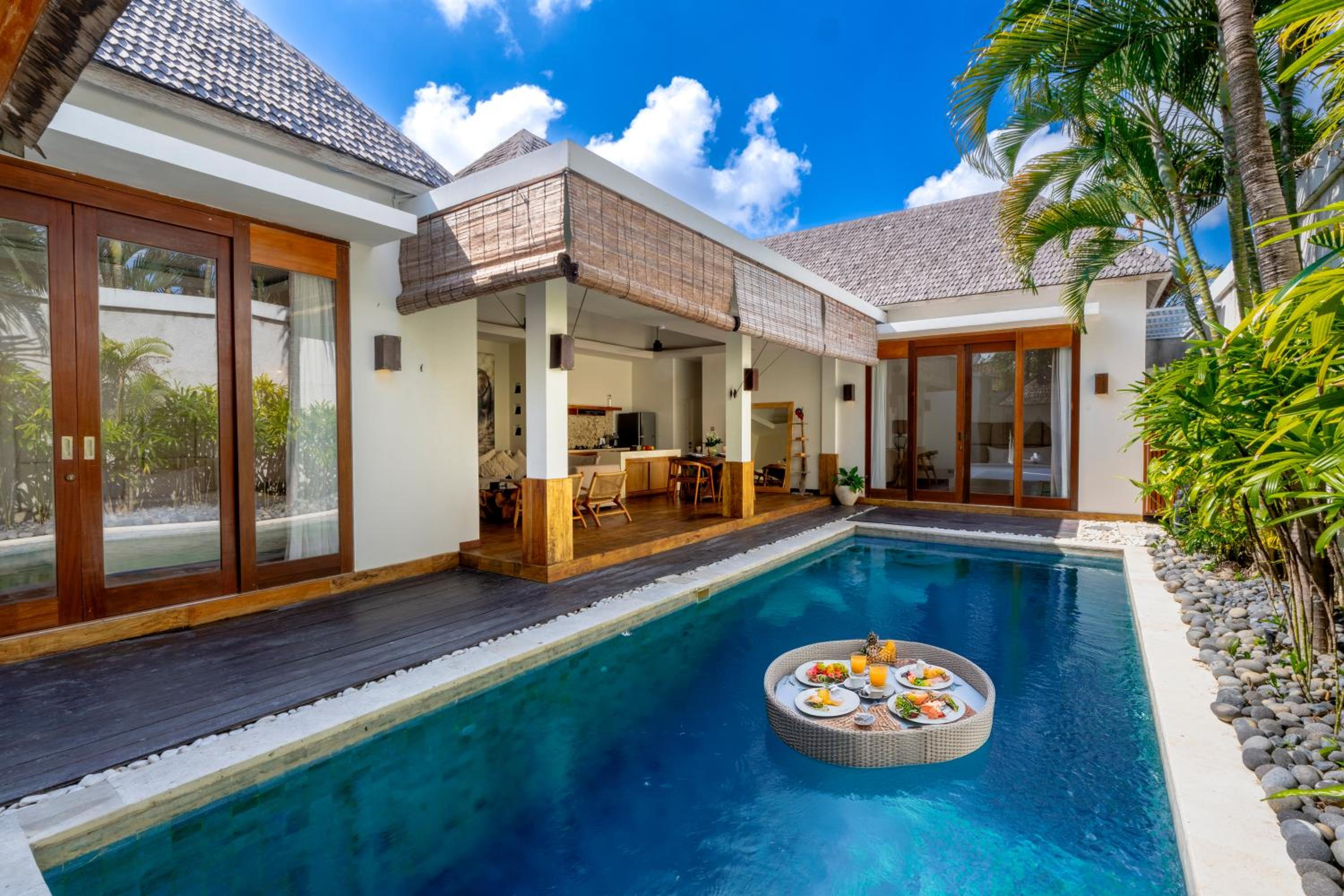 Villa Chloe by Pertama Stay