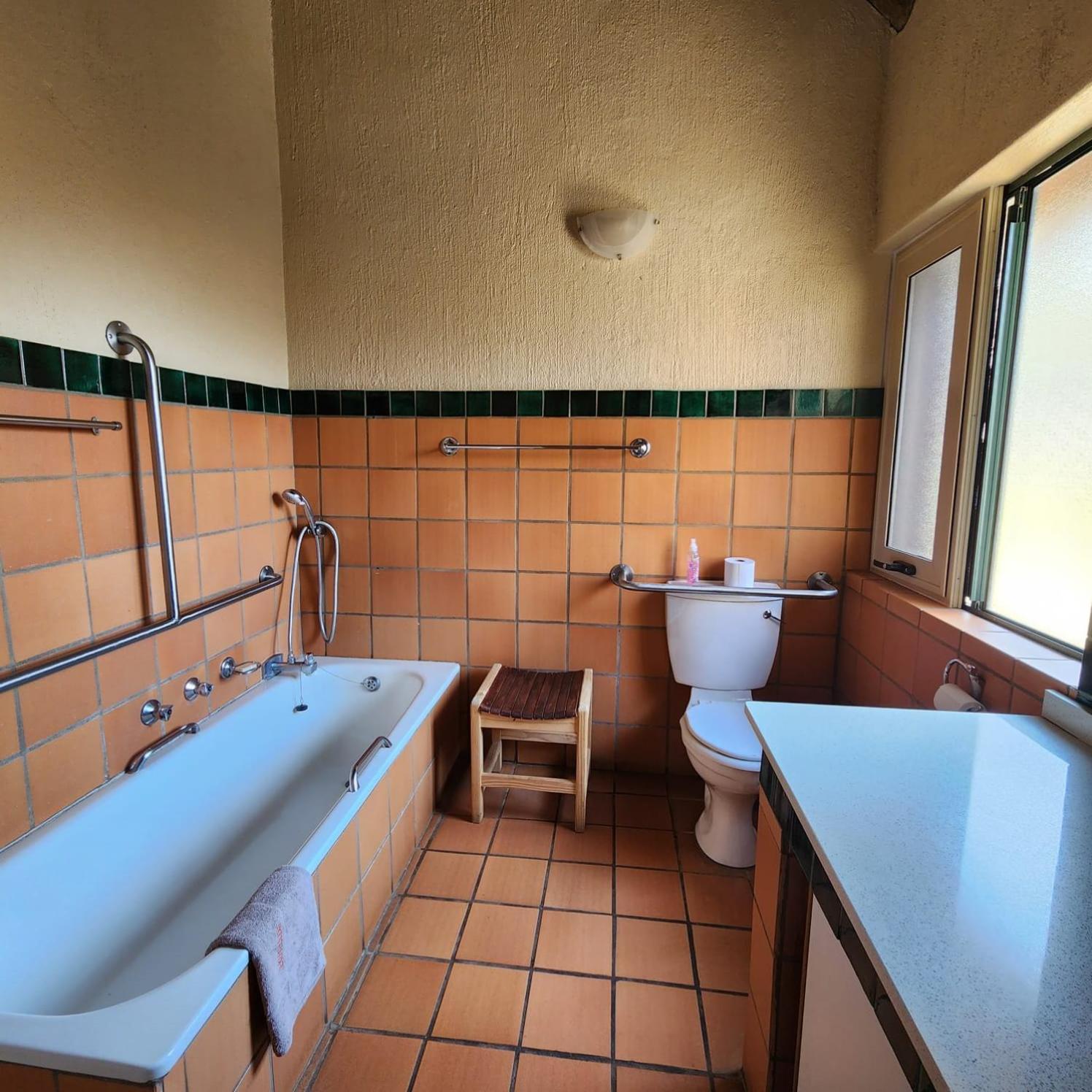Ekuthuleni River Front Chalets Hoedspruit