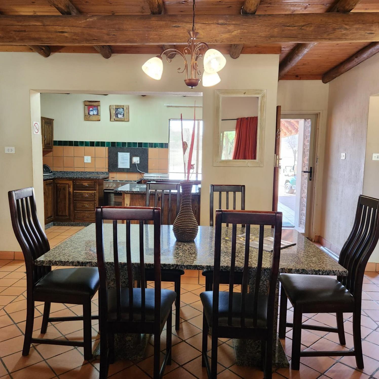 Ekuthuleni River Front Chalets Hoedspruit