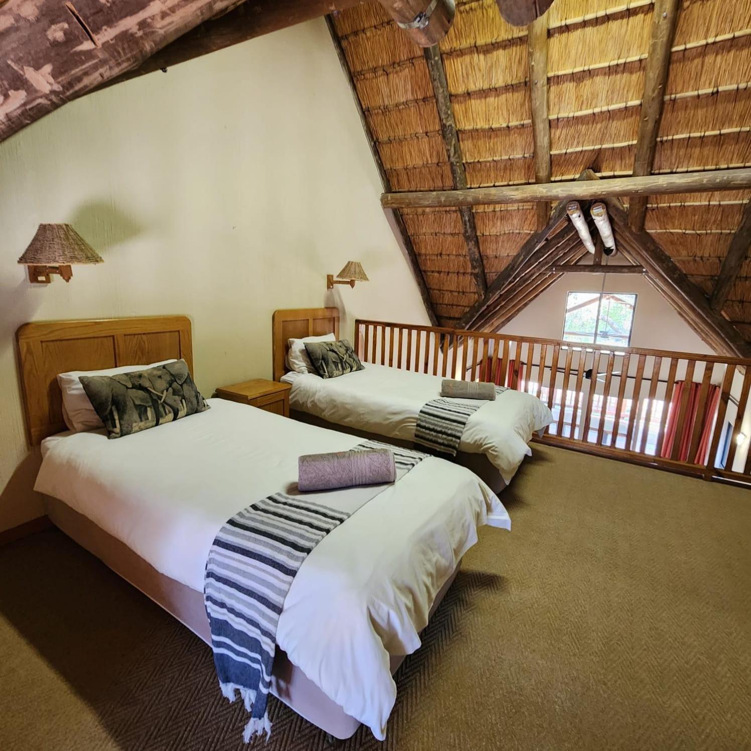 Ekuthuleni River Front Chalets Hoedspruit